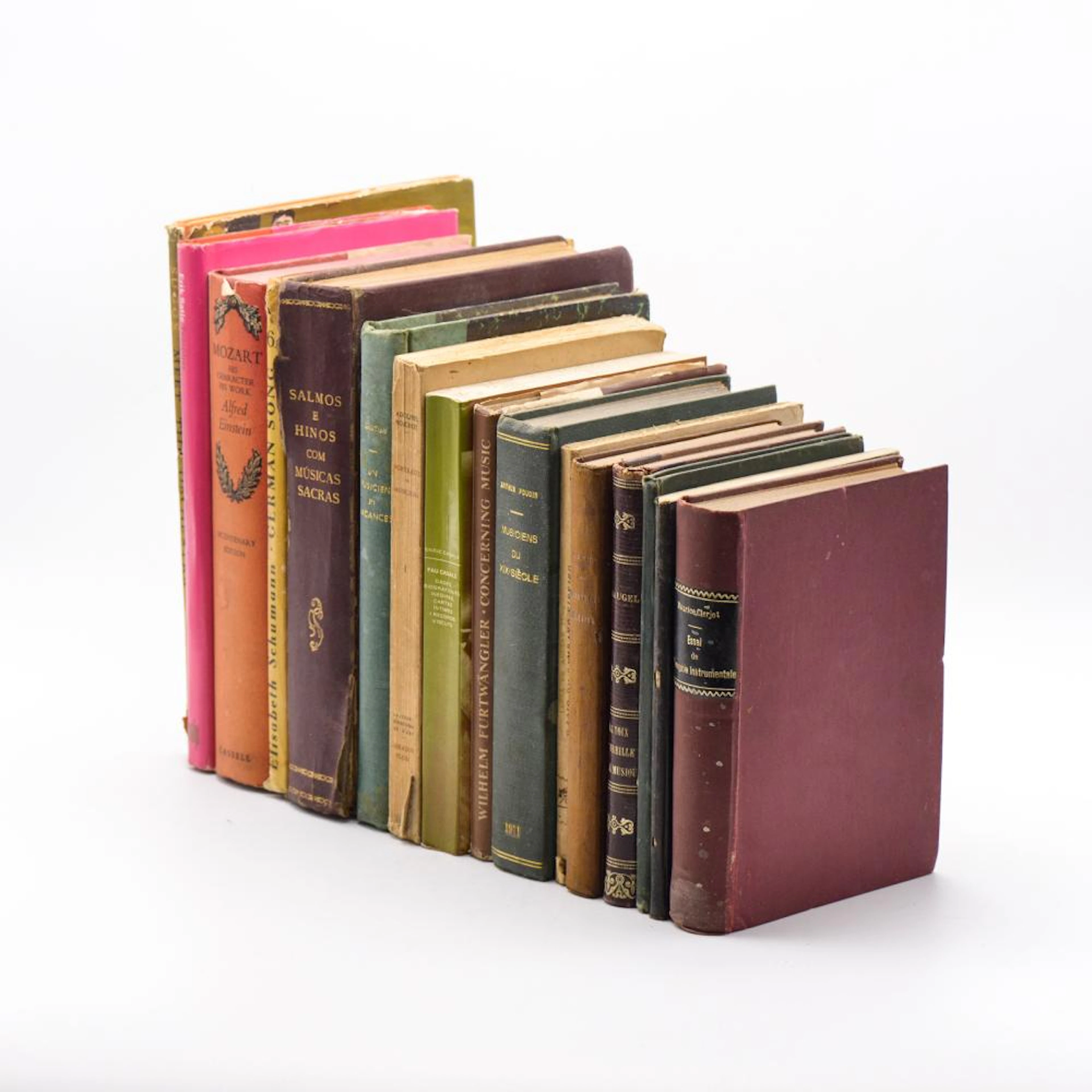 MUSICA. Lote de 16 vols. encs. e brs.