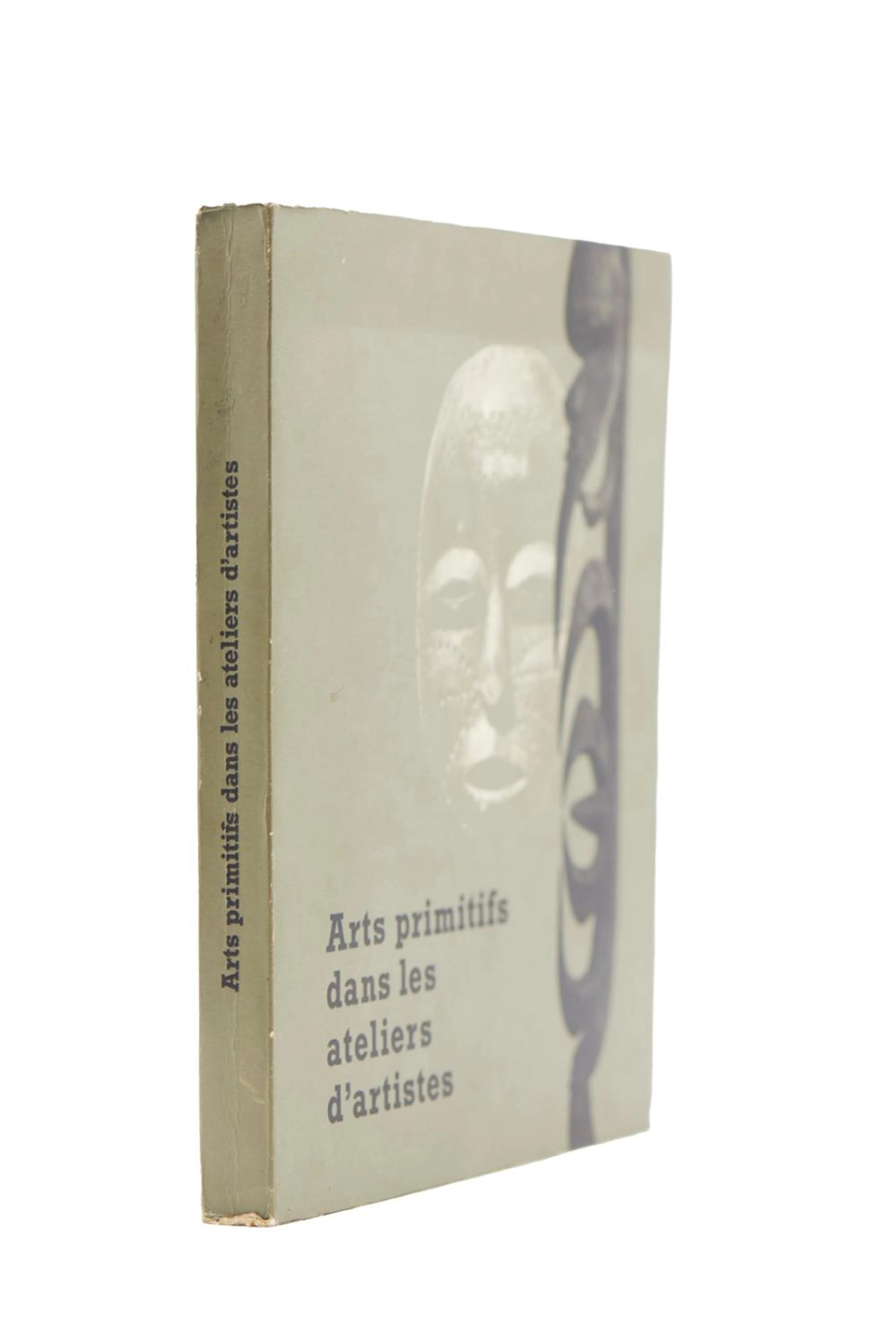 ARTS primitifs dans les ateliers d'artistes, 1 vol