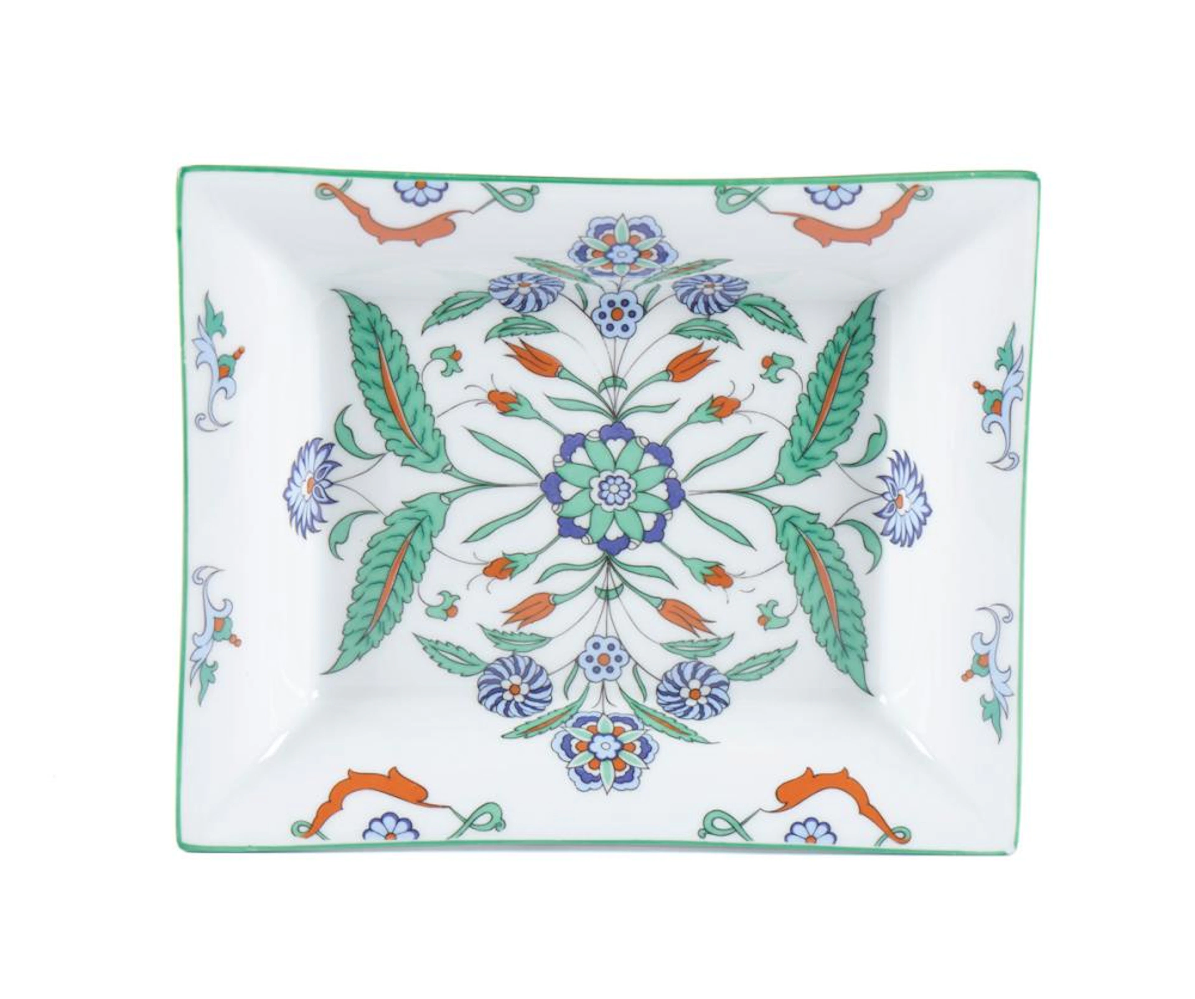 Covilhete em porcelana francesa Limoges