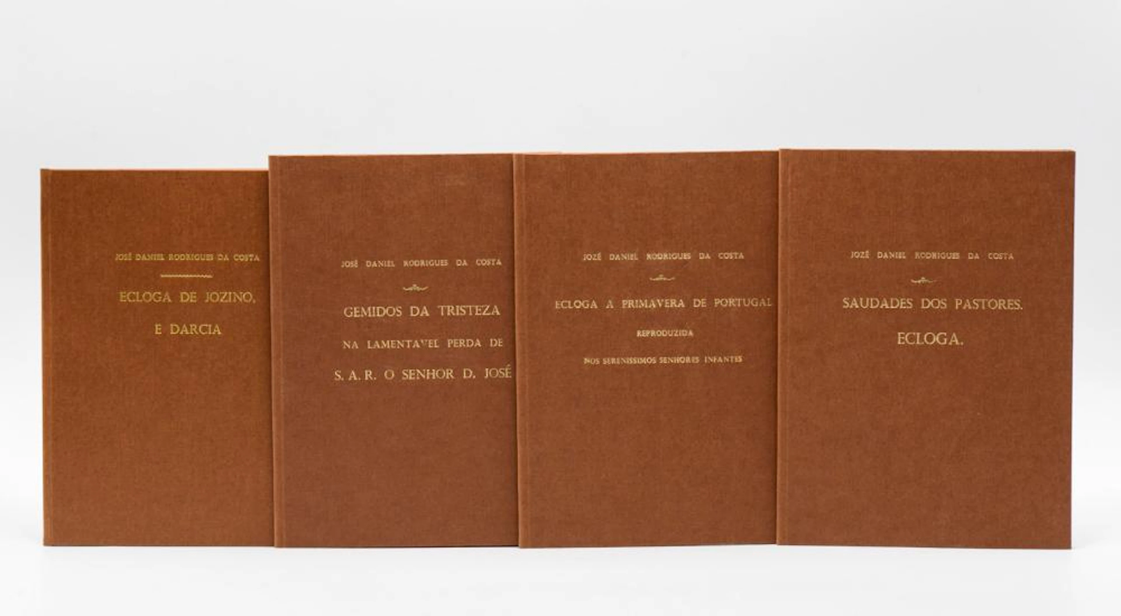 RODRIGUES DA COSTA. Lote de 4 vols. encs.