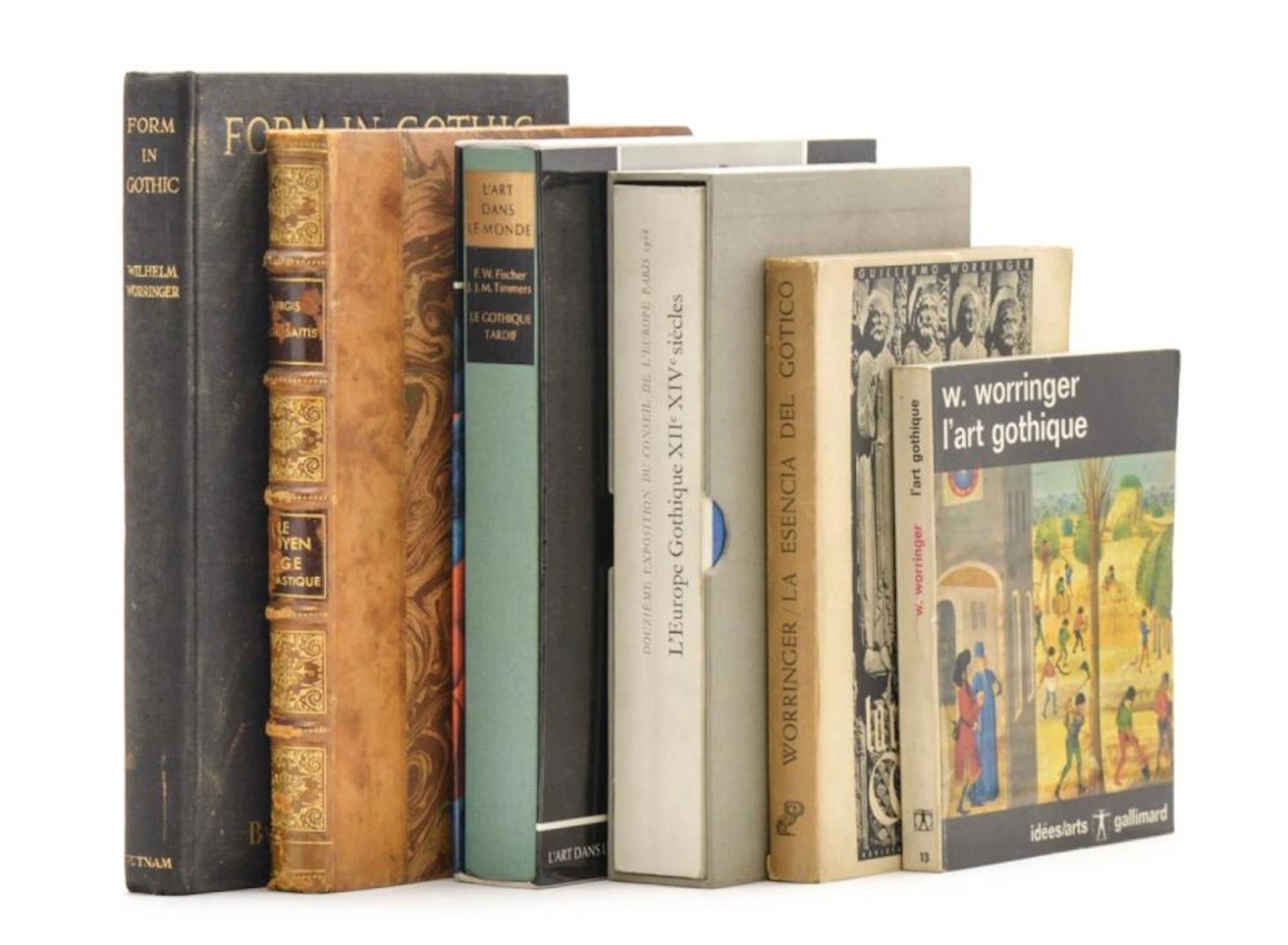 ARTE GÓTICA. Lote de 6 vols. encs. e brs.