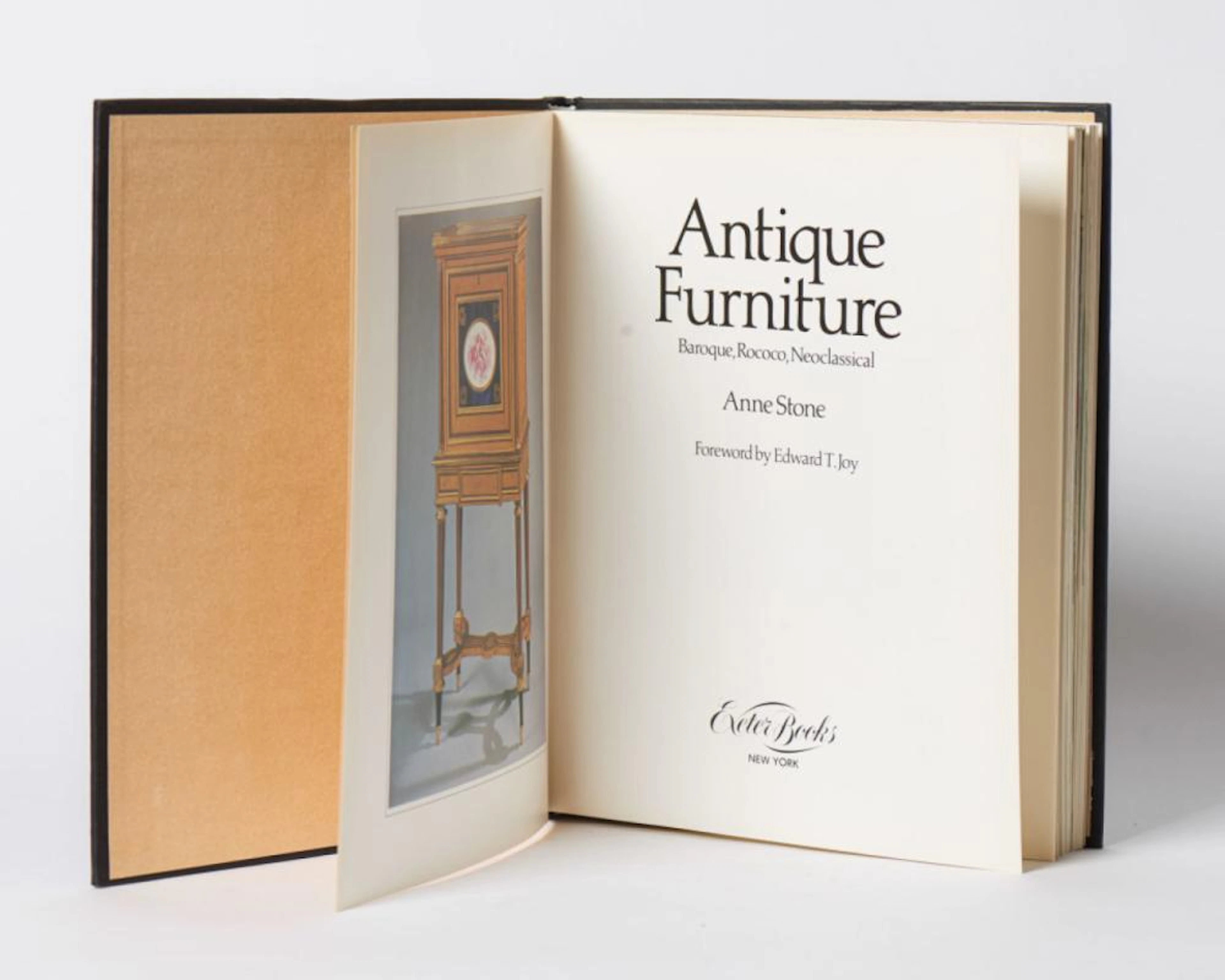 STONE, Anne. ANTIQUE FURNITURE, 1 vol. enc.