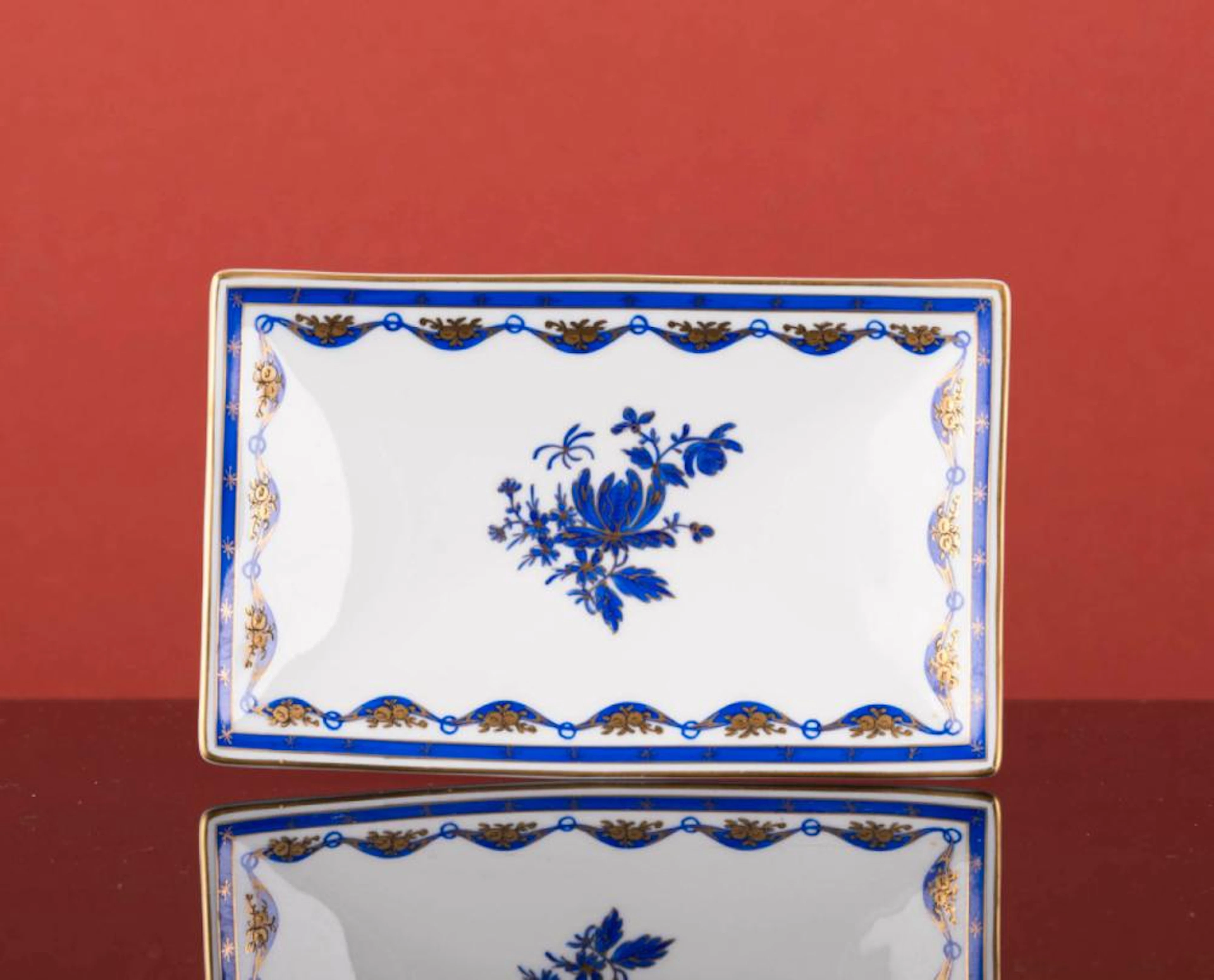 Covilhete rectangular em porcelana da Vista Alegre