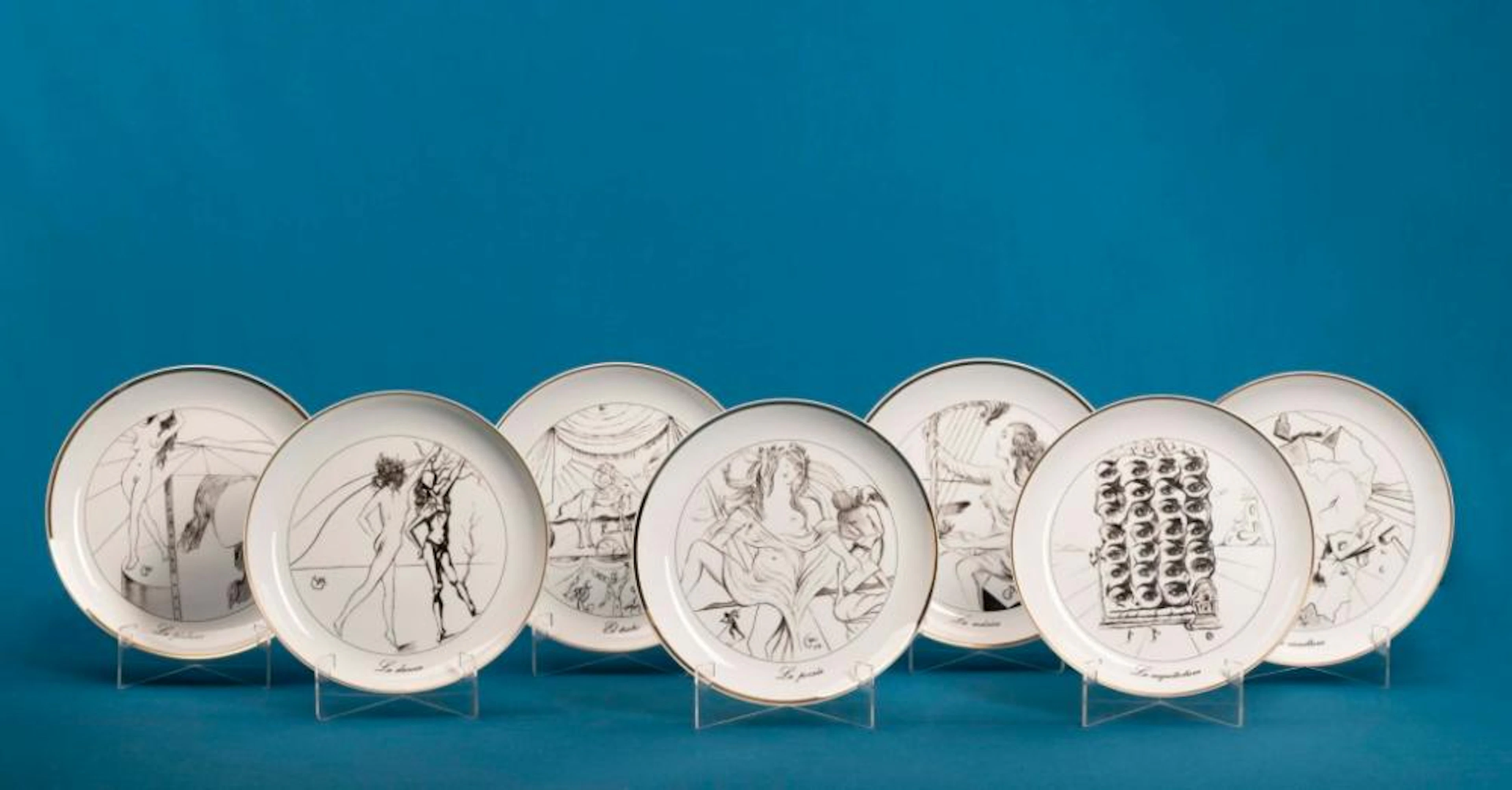 Conjunto de sete pratos em porcelana espanhola - Bidasoa