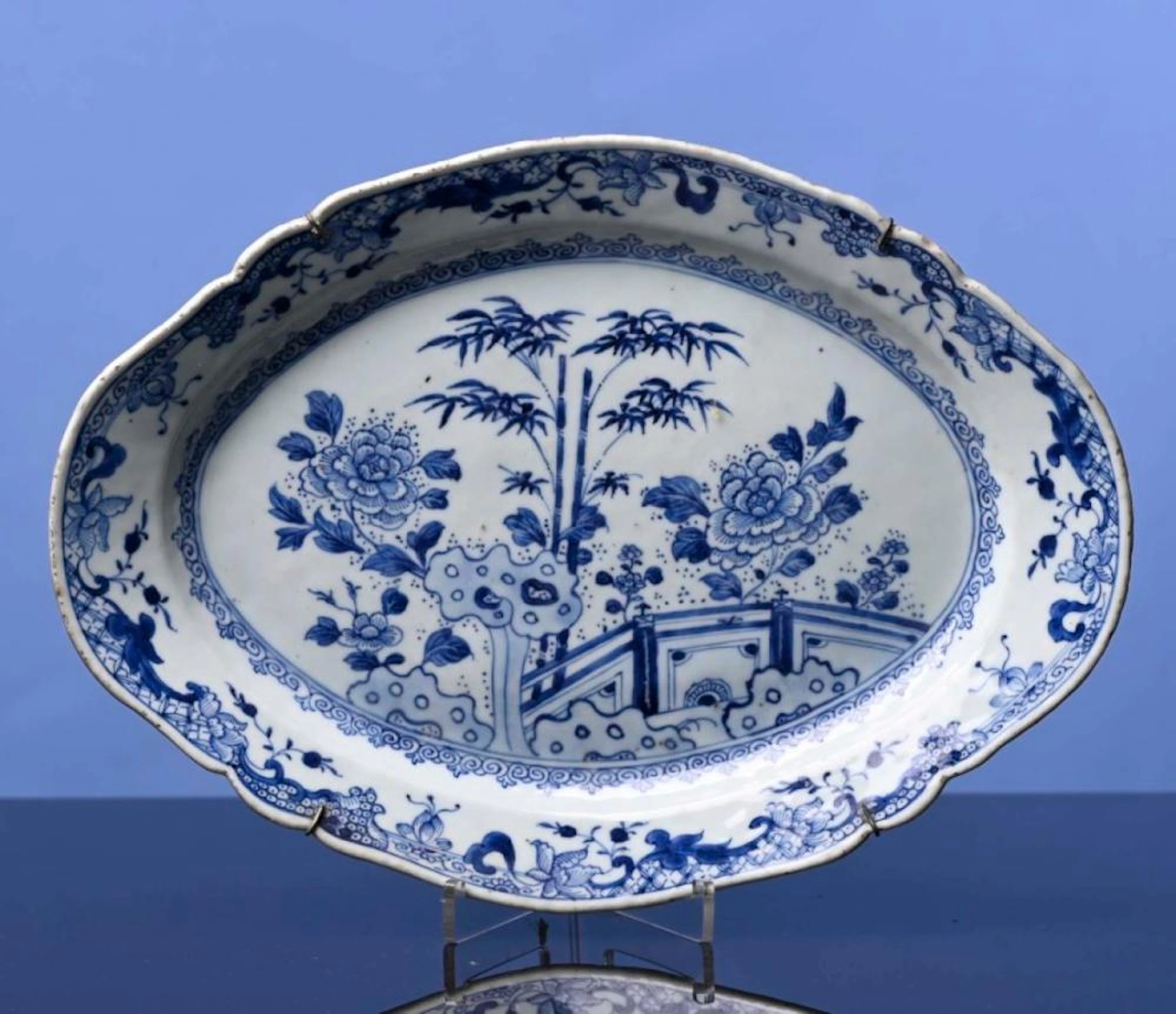 Travessa em porcelana chinesa