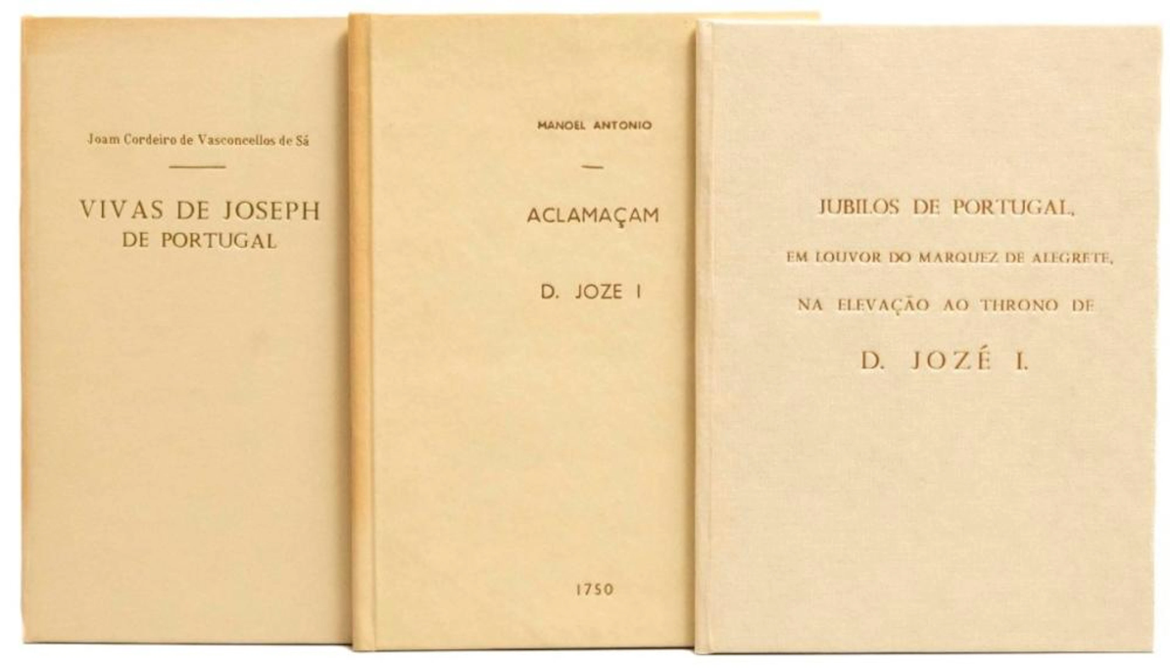 D. JOSÉ I. Lote de 3 vols. encs.