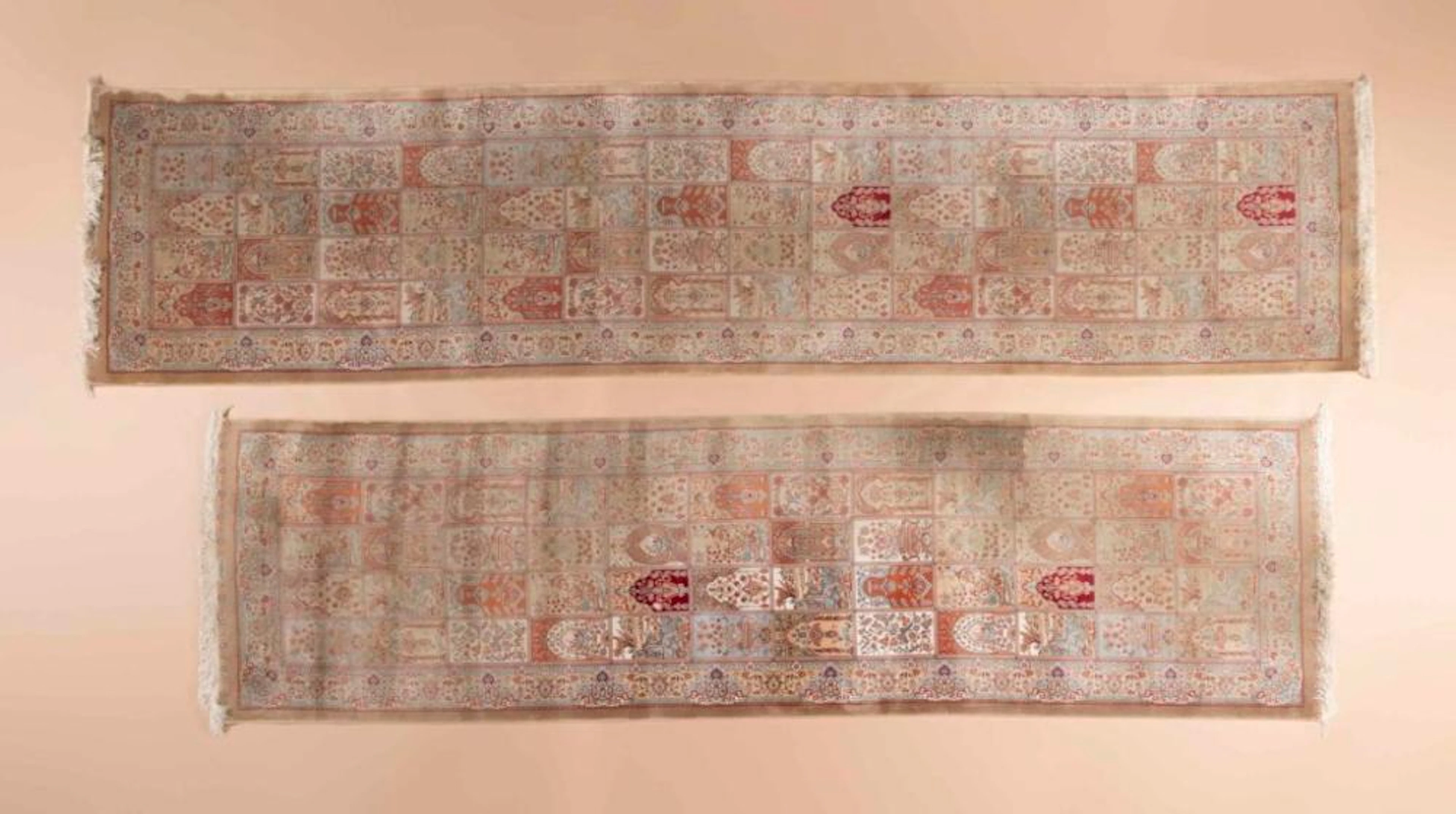 Conjunto de duas de passadeiras orientais em seda