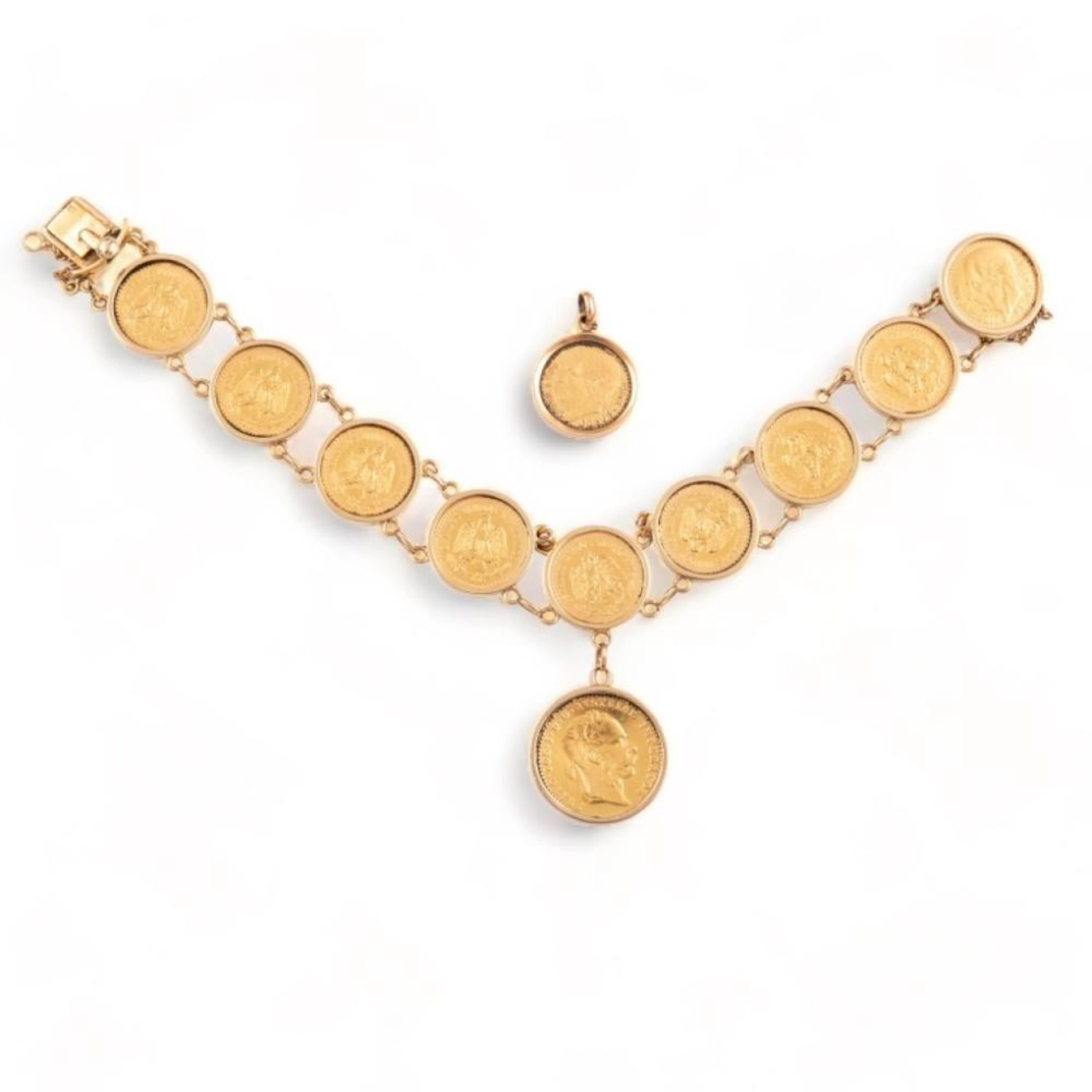 Pulseira em ouro 11 moedas e pendente em ouro 800 milésimos e moeda em ouro