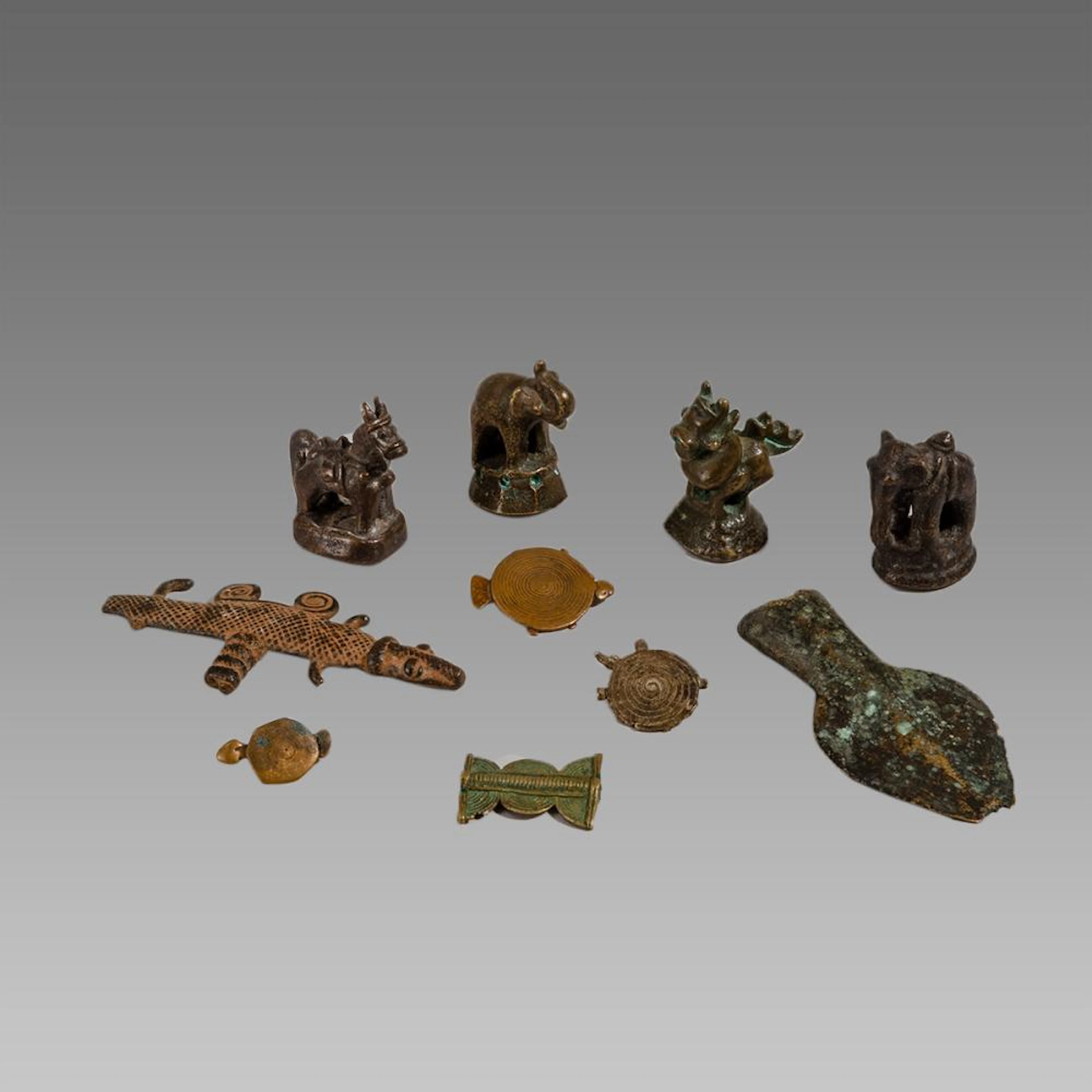 Lot of 10 indonesian and African Copper weights and ornaments,