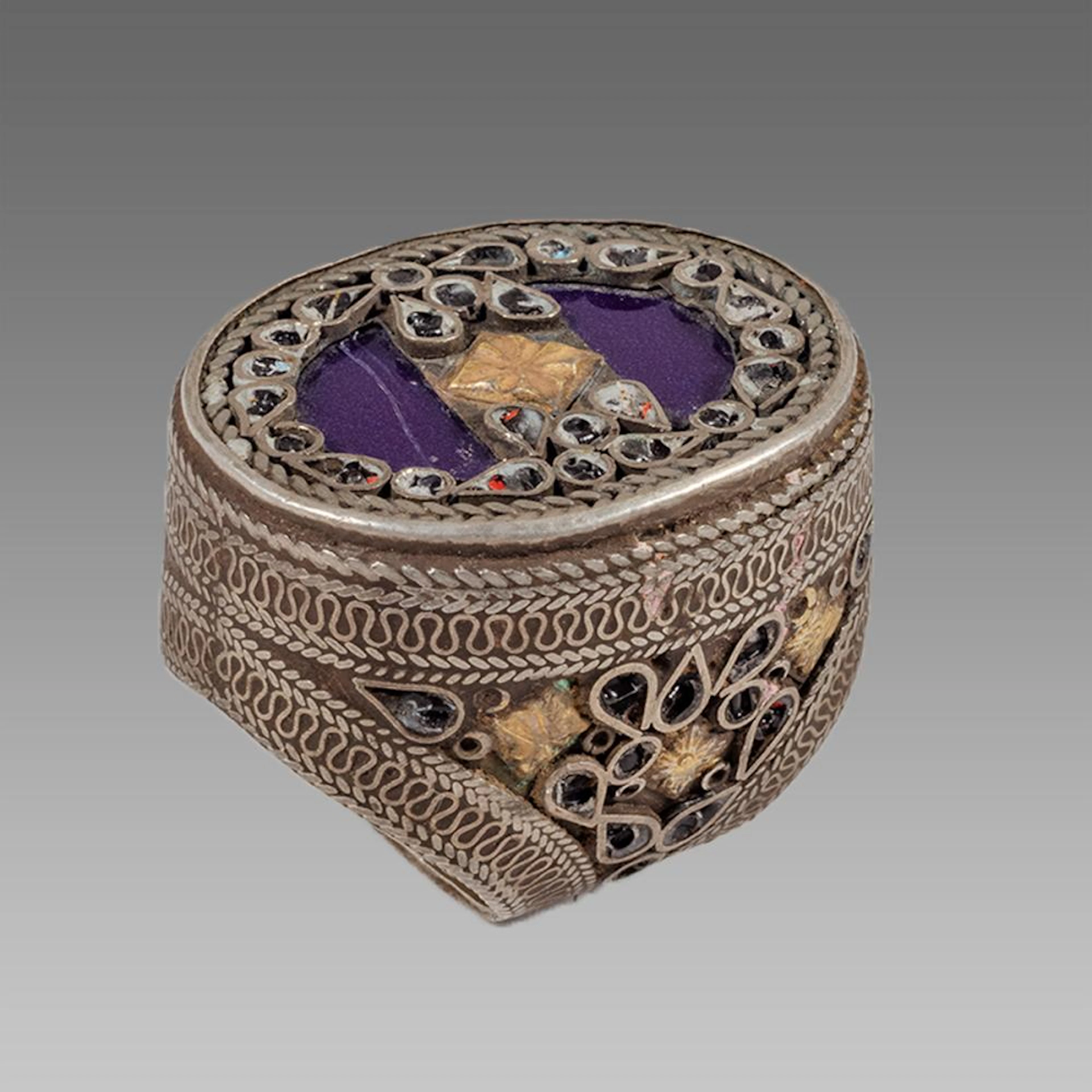 Middle Eastern Tribal Art Large Silver Ring with Lapis Lazuli Stone.