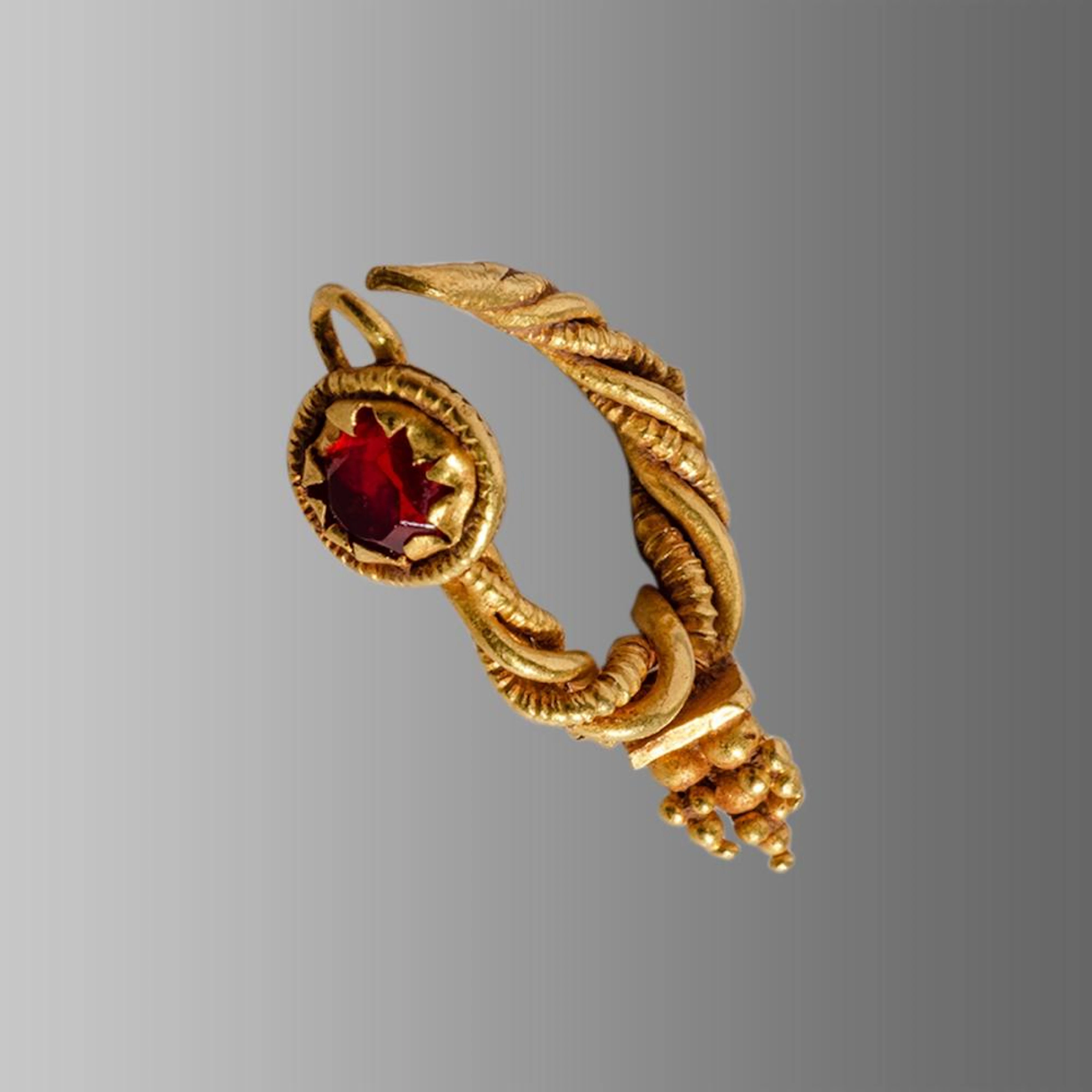 Ancient Roman Gold Earring c.1st-2nd cent AD.