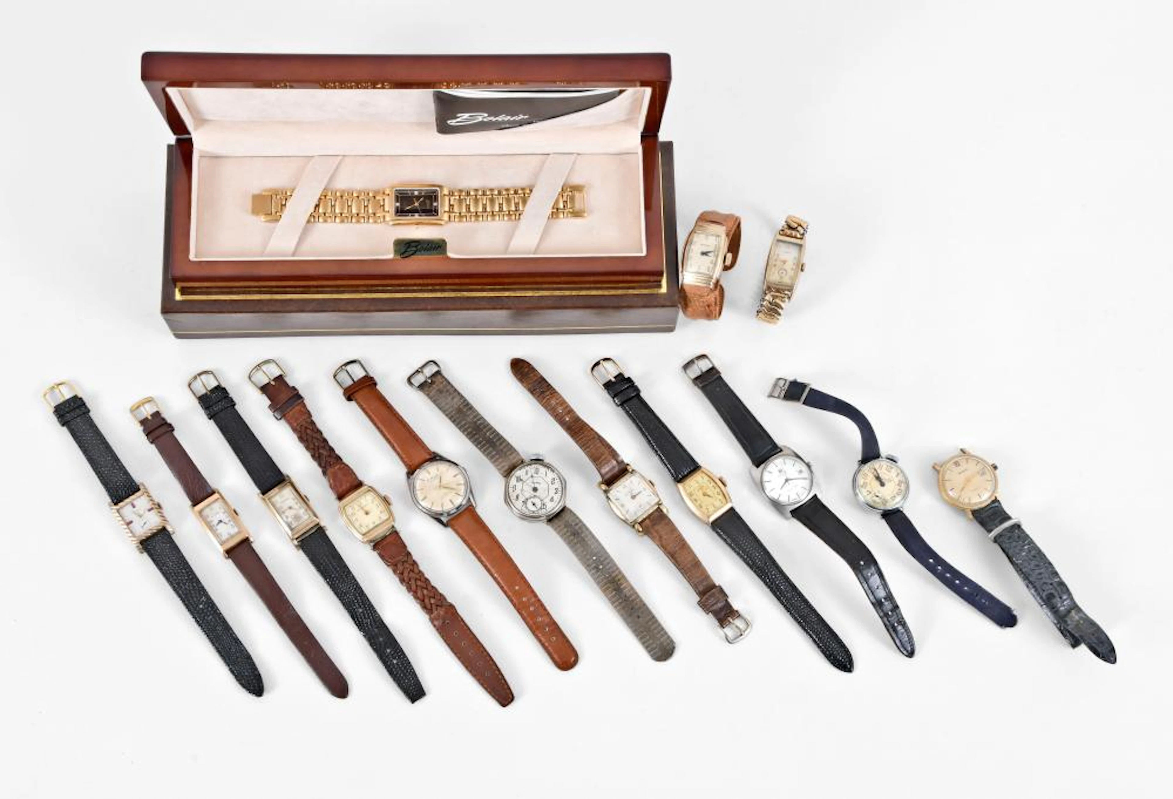 Lot of fourteen wrist watches