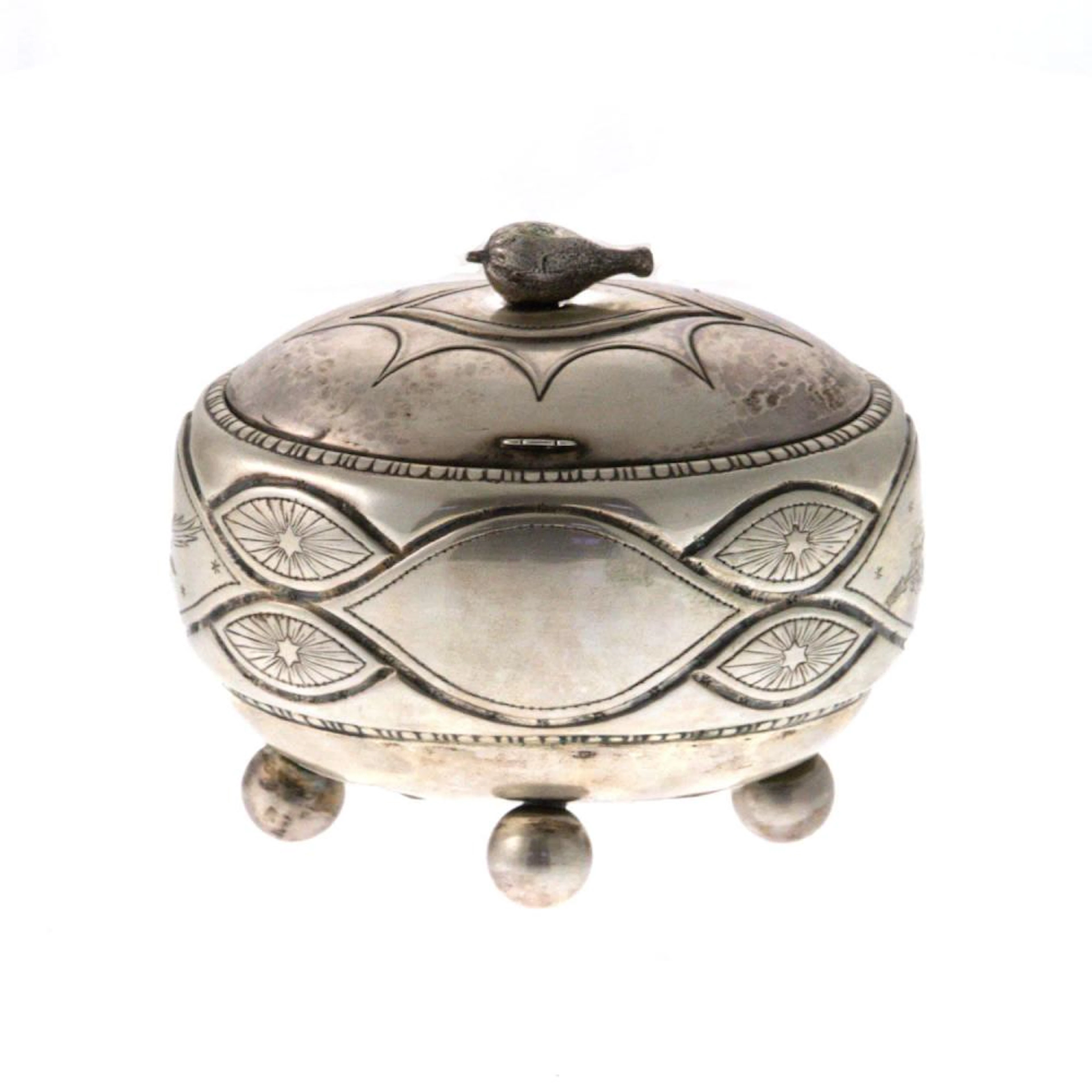 RARE SILVER ETHROG BOX, FELIX HOROVITZ, FRANKFURT AM MAIN, GERMANY, CIRCA 1905.