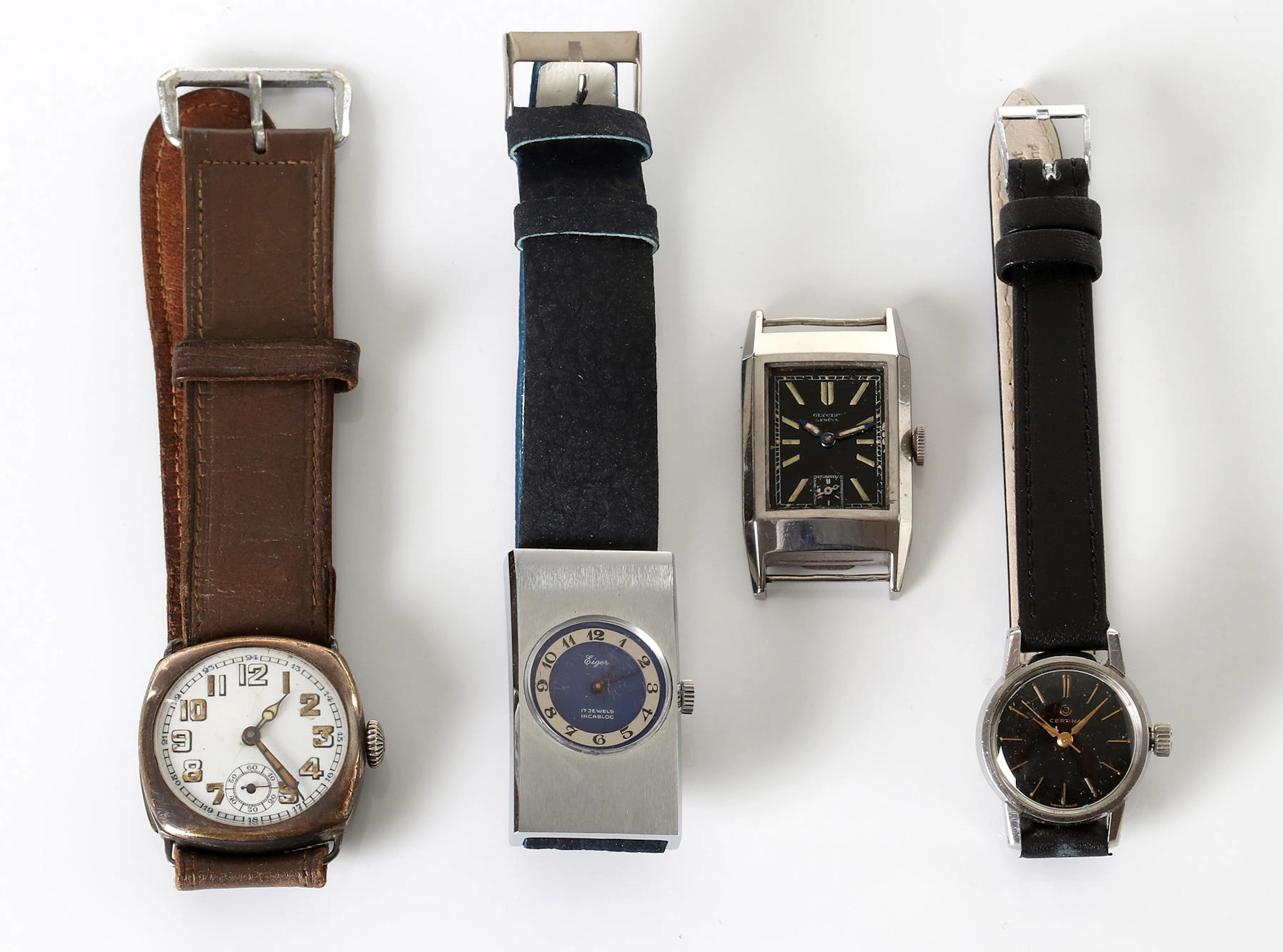 ARMBANDSUR, FYRA ST