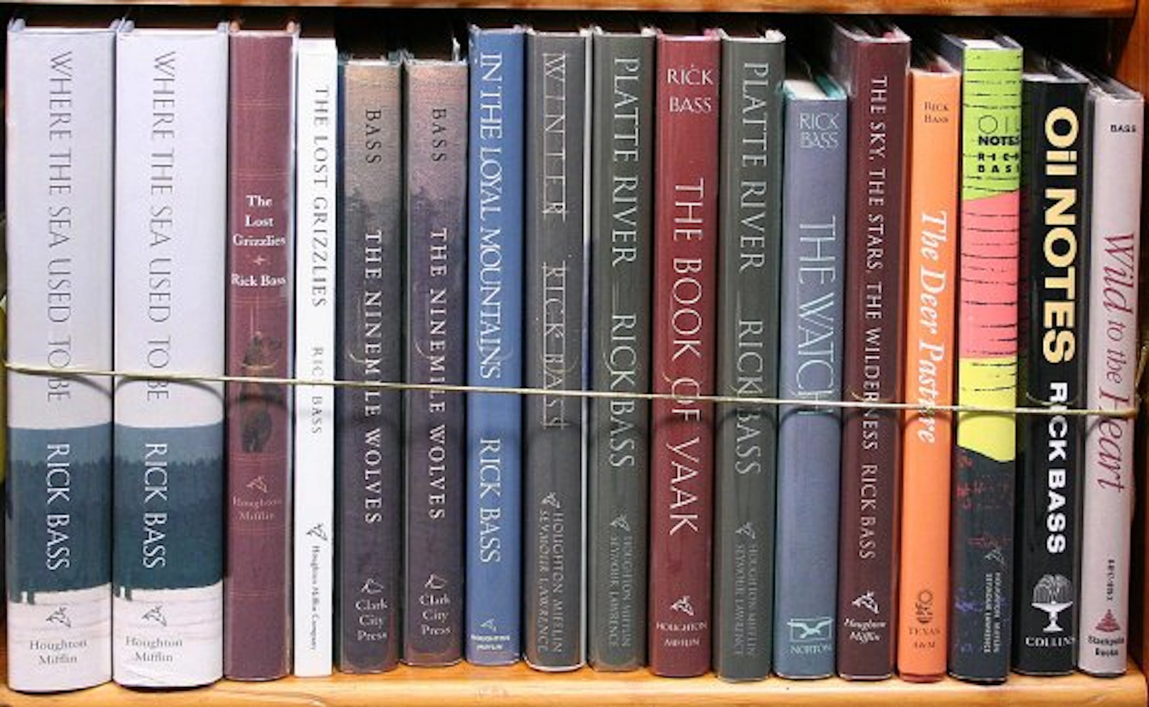 234: Lot of 17 volumes, most signed