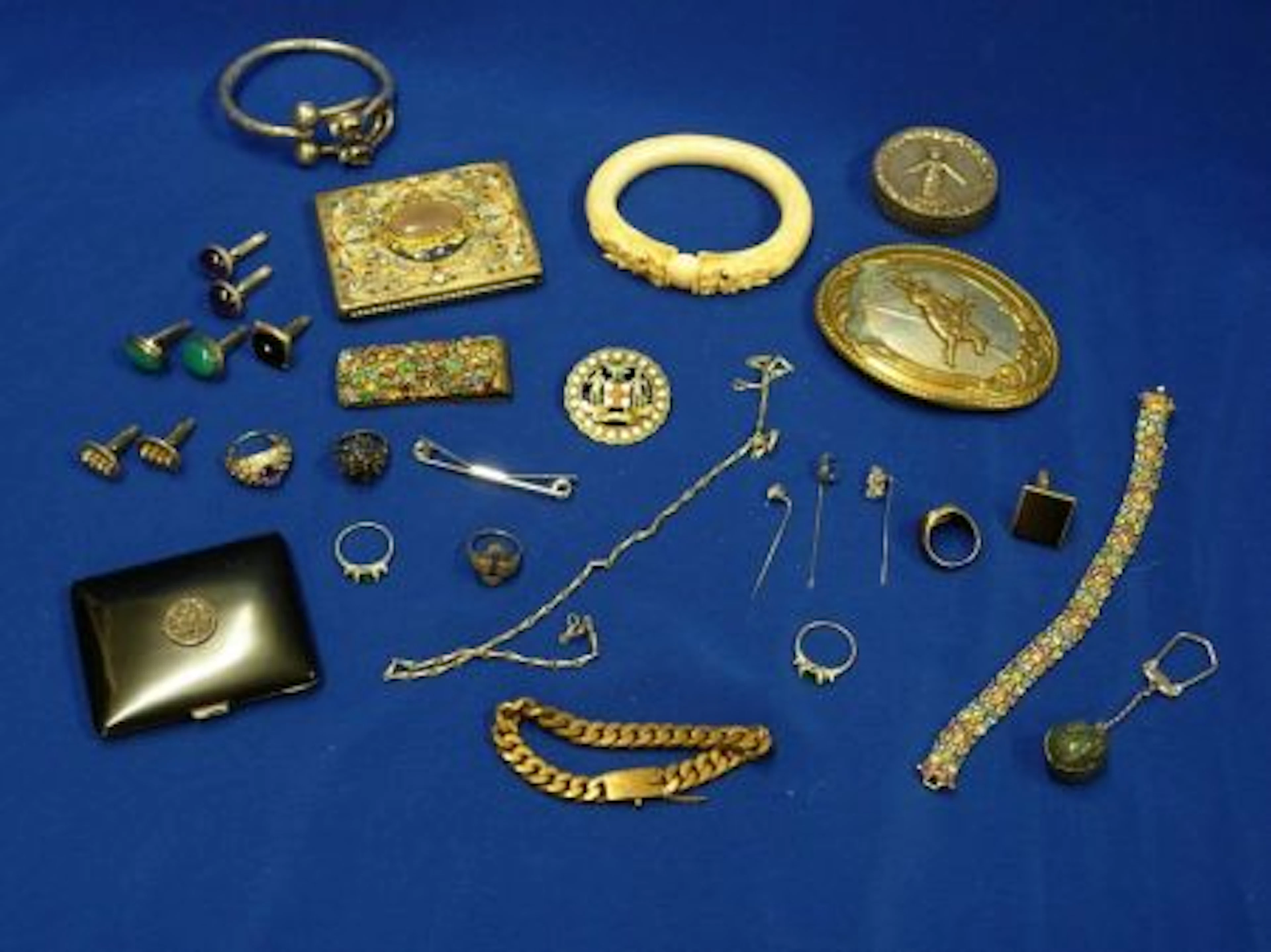 Group of Miscellaneous Jewelry and Boxes