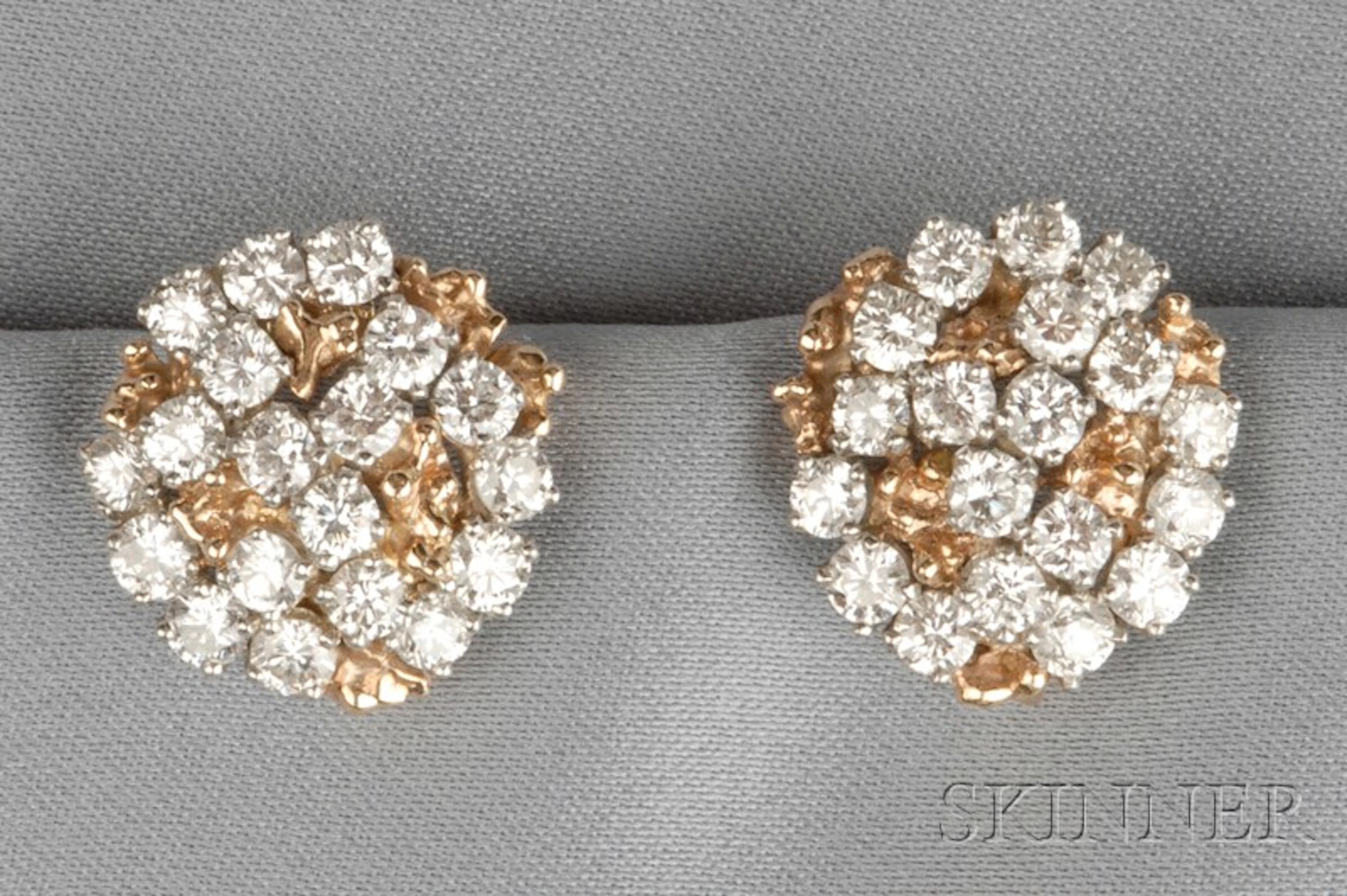18kt Gold and Diamond Earclips