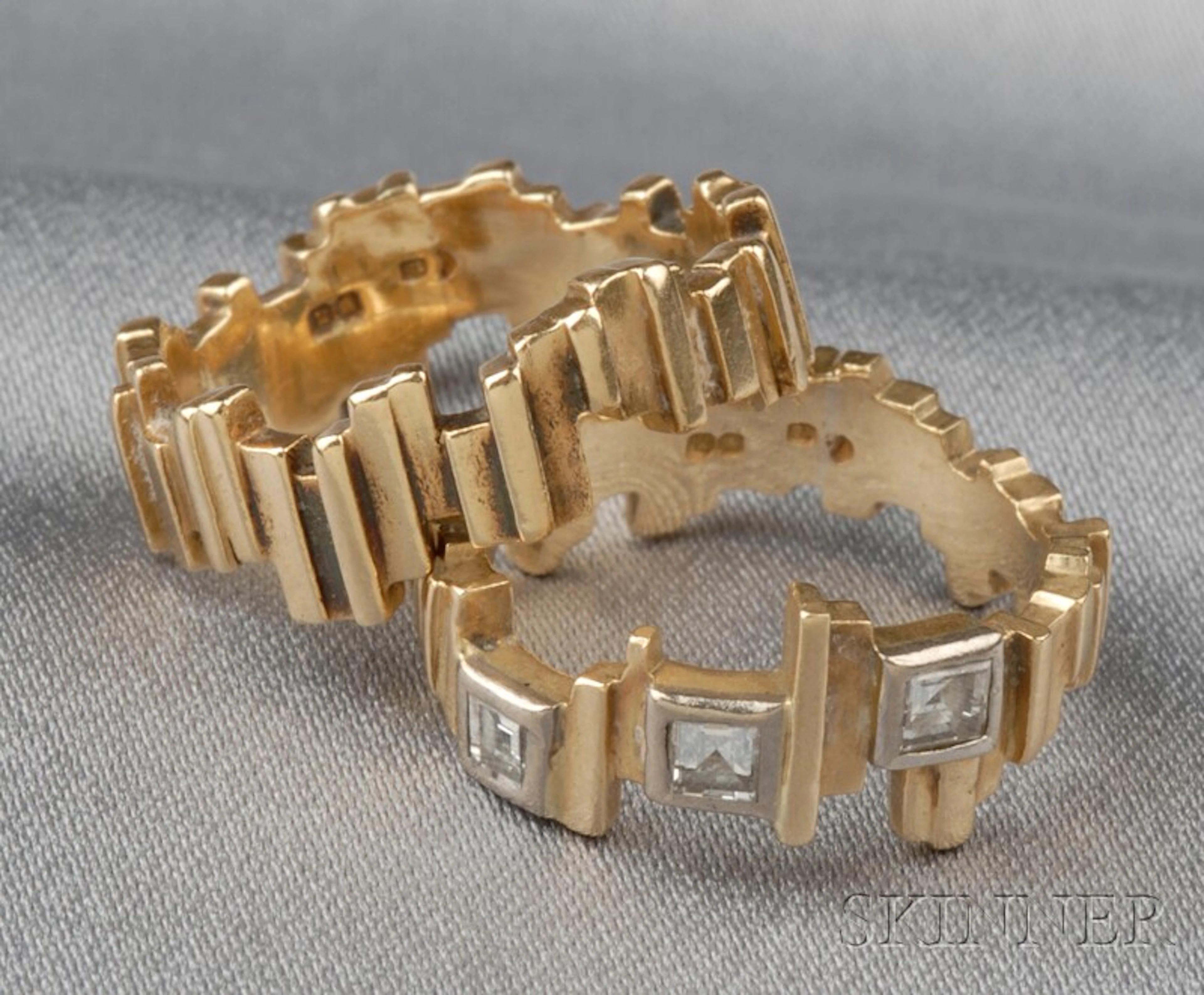 Two 18kt Gold Rings