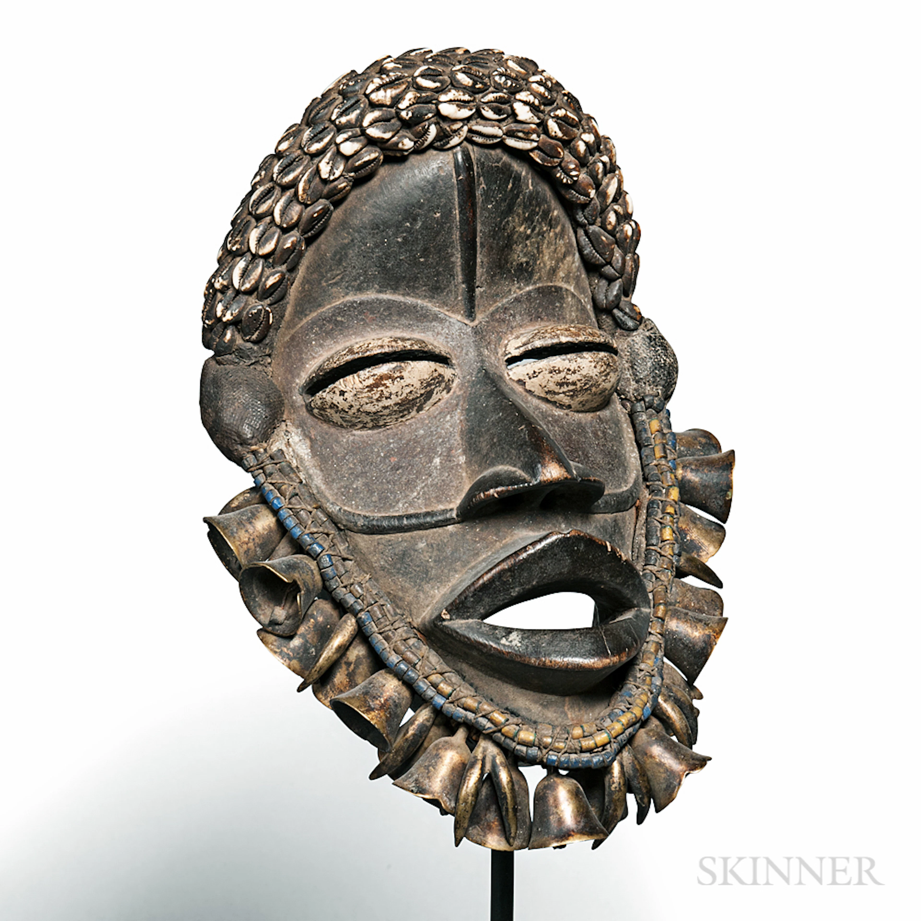 Dan-style Carved Deangle Mask