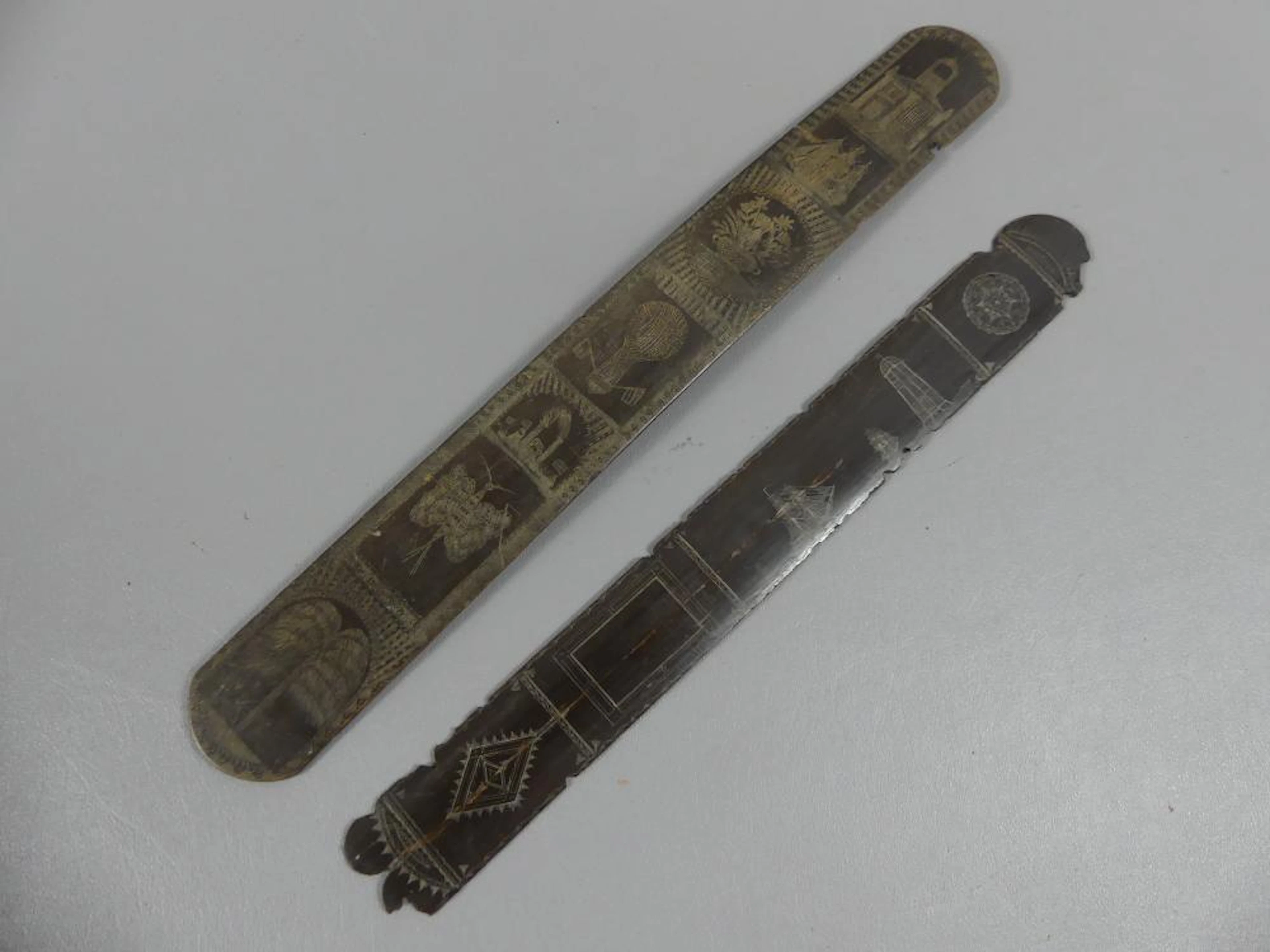 2 BALEEN BUSKS - NAUTICAL THEME