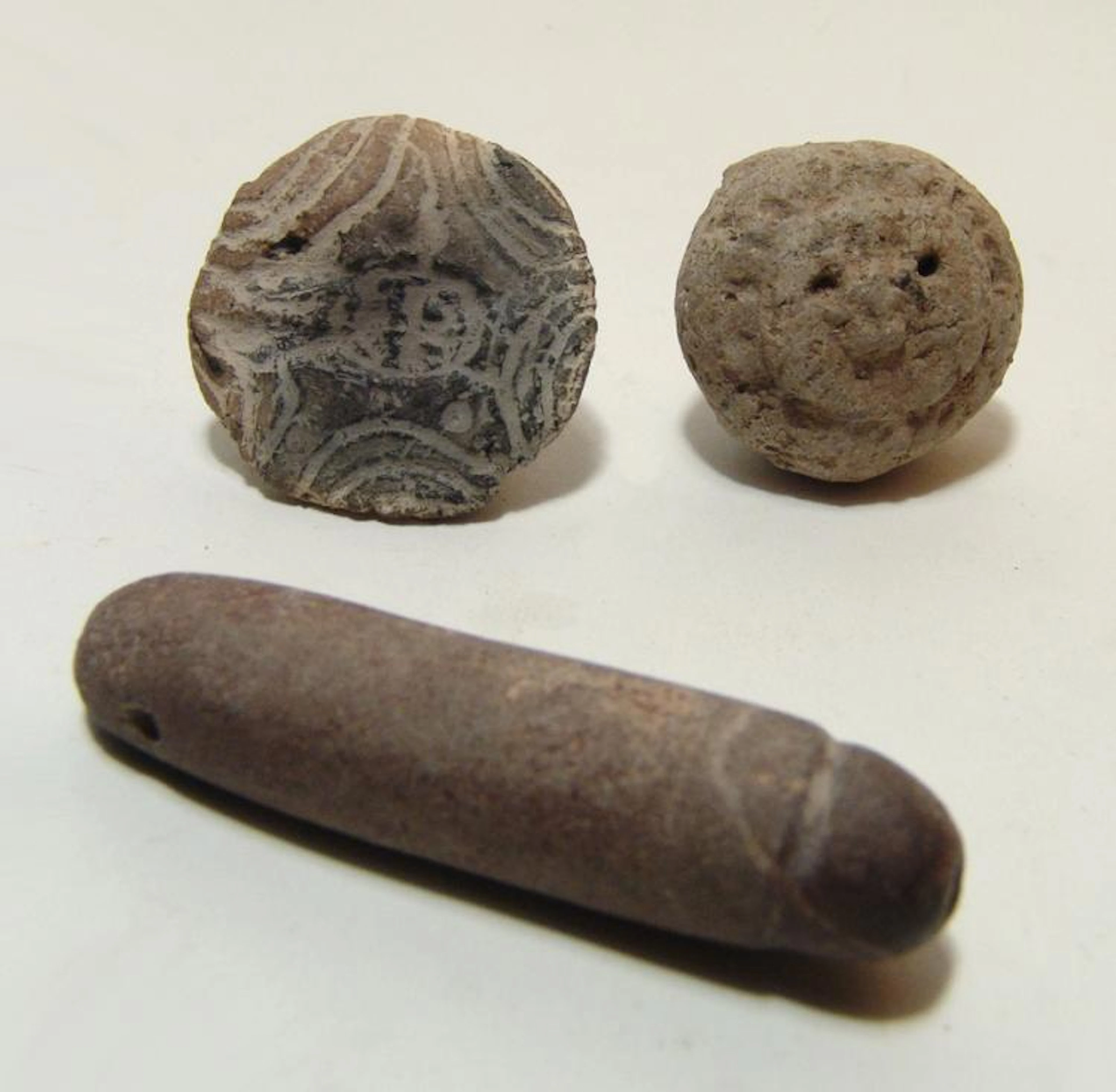 A group of three Anatolian Neolithic artifacts