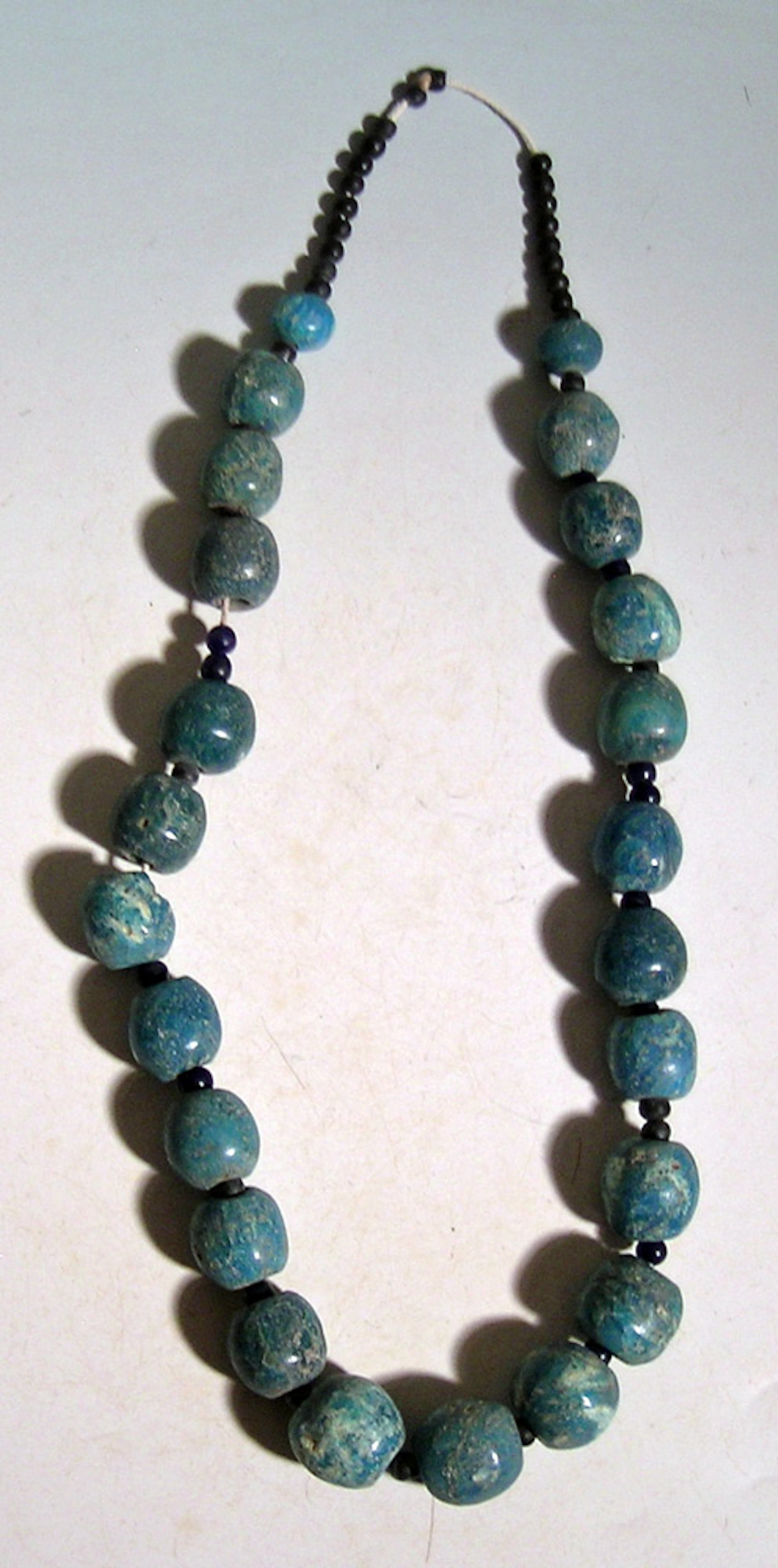 A rare Majapahit necklace from Java