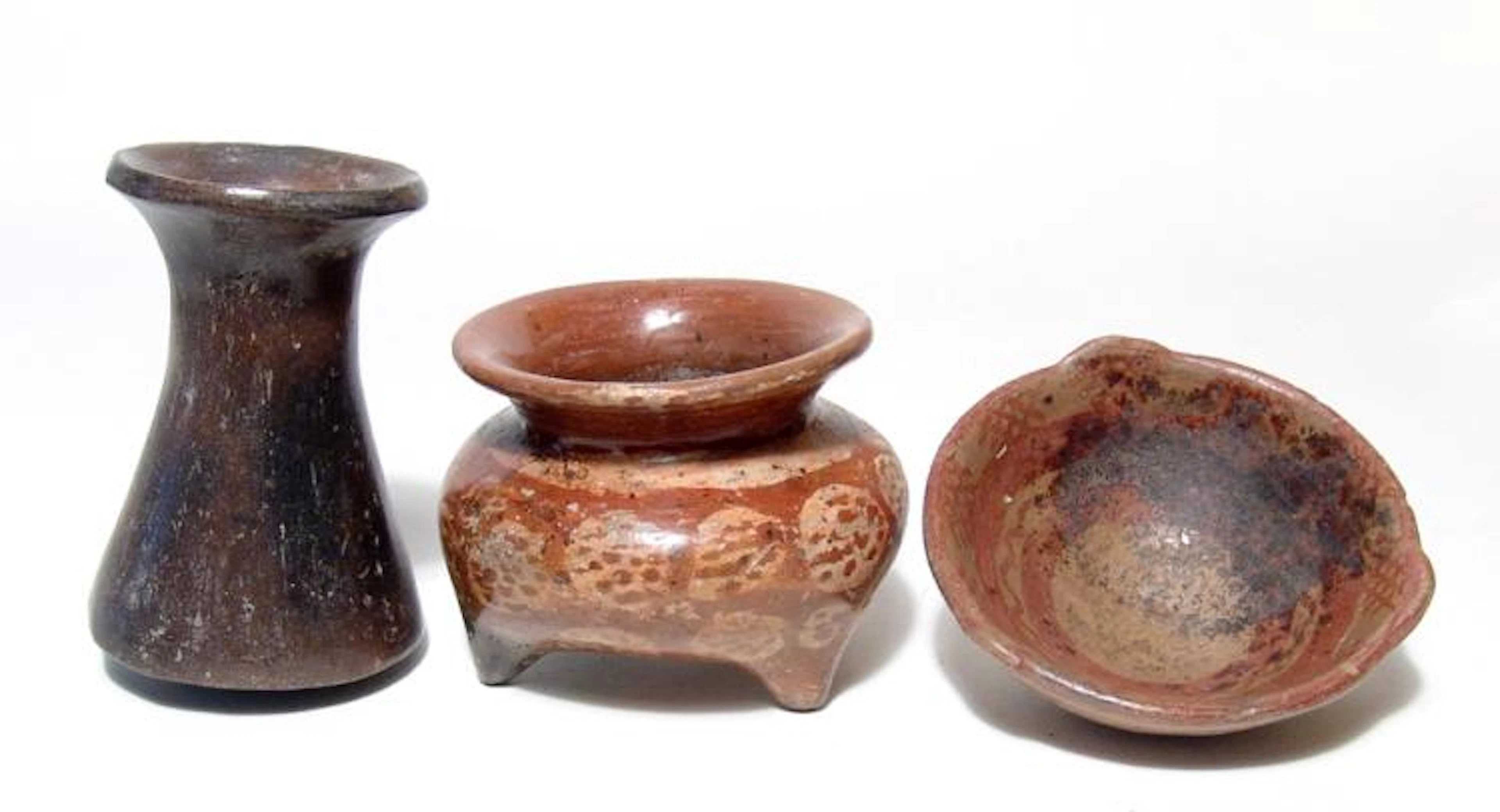 A lot of 3 Jalisco ceramic vessels, West Mexico