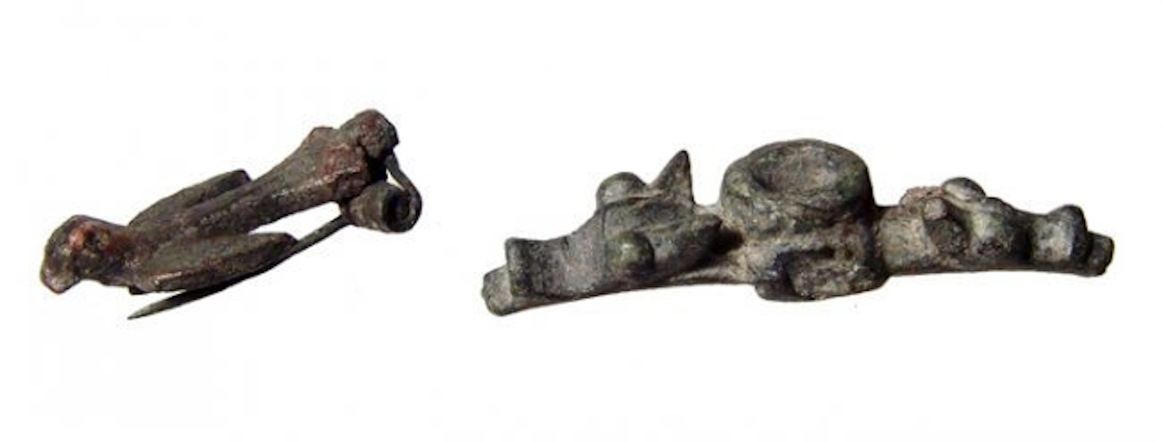 A lot of 2 Roman/Romano-Celtic bronze brooches