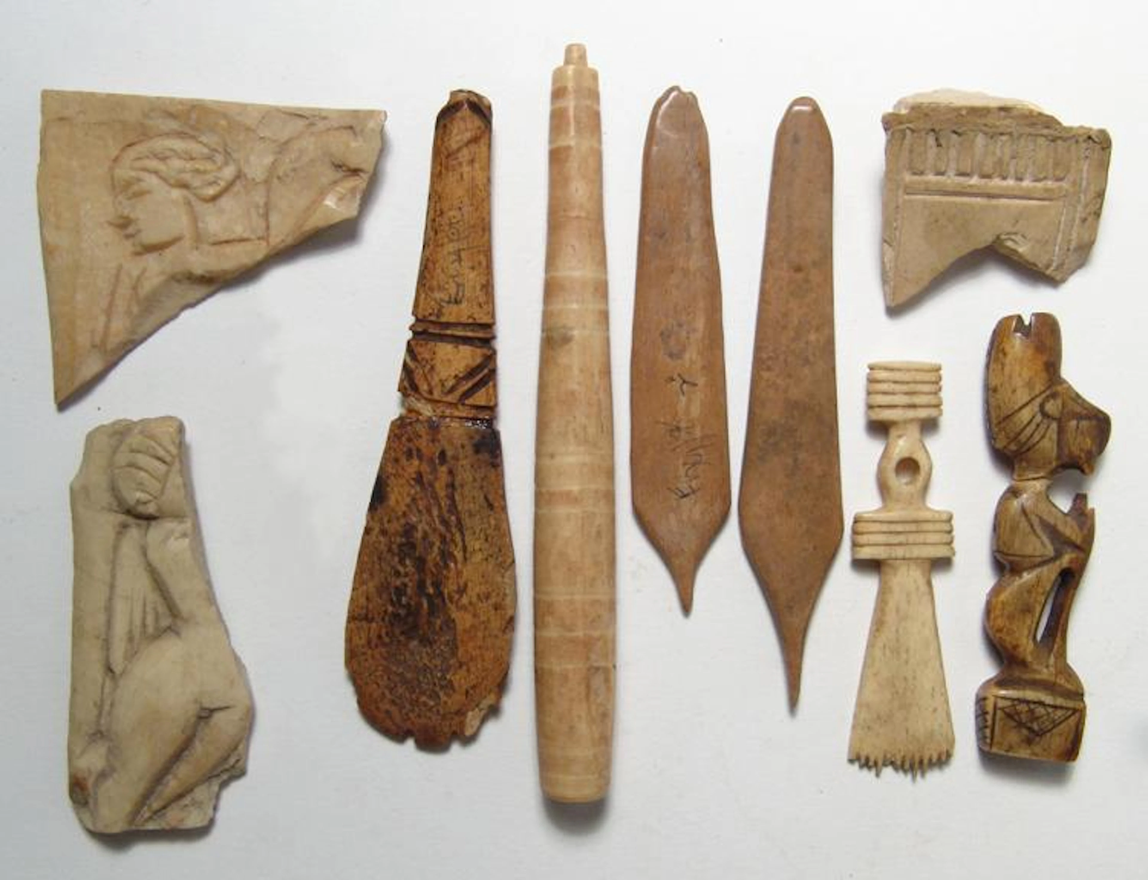 Collection of Roman and Coptic bone tools and fragments