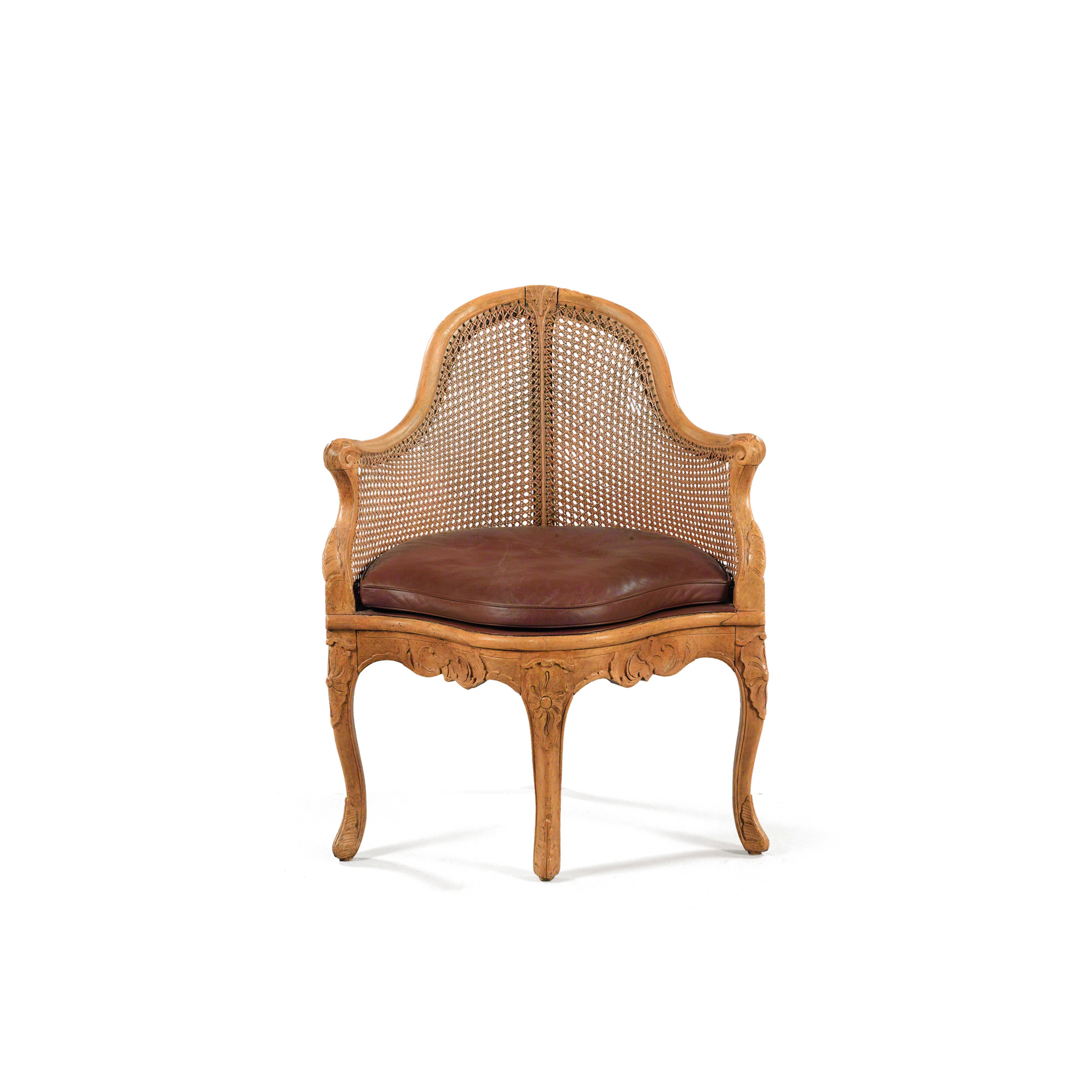 Fauteuil de bureau canné en hêtre teinté d'époque Louis XV, vers 1750