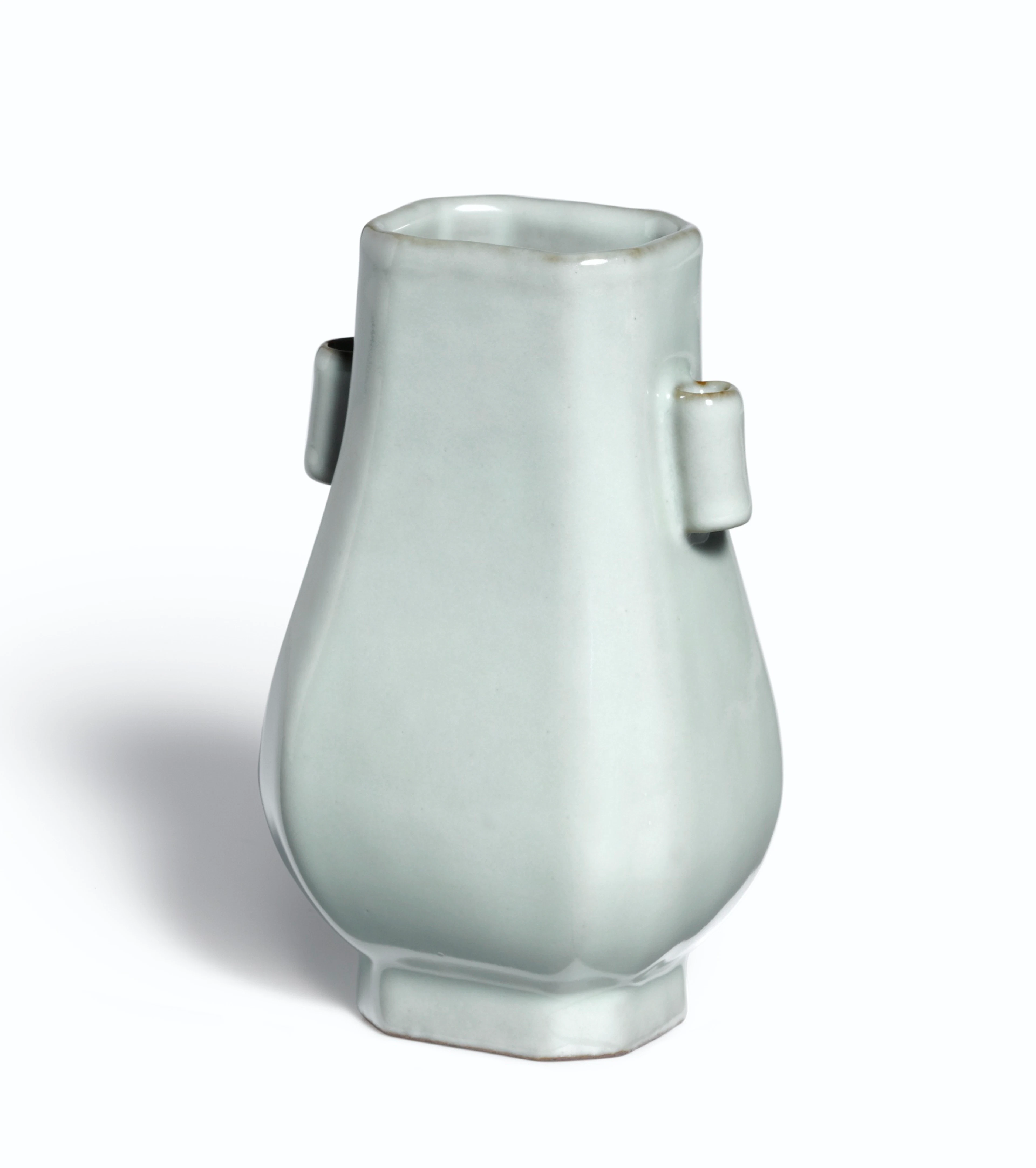 A fine ru-type vase, hu seal mark and period of qianlong