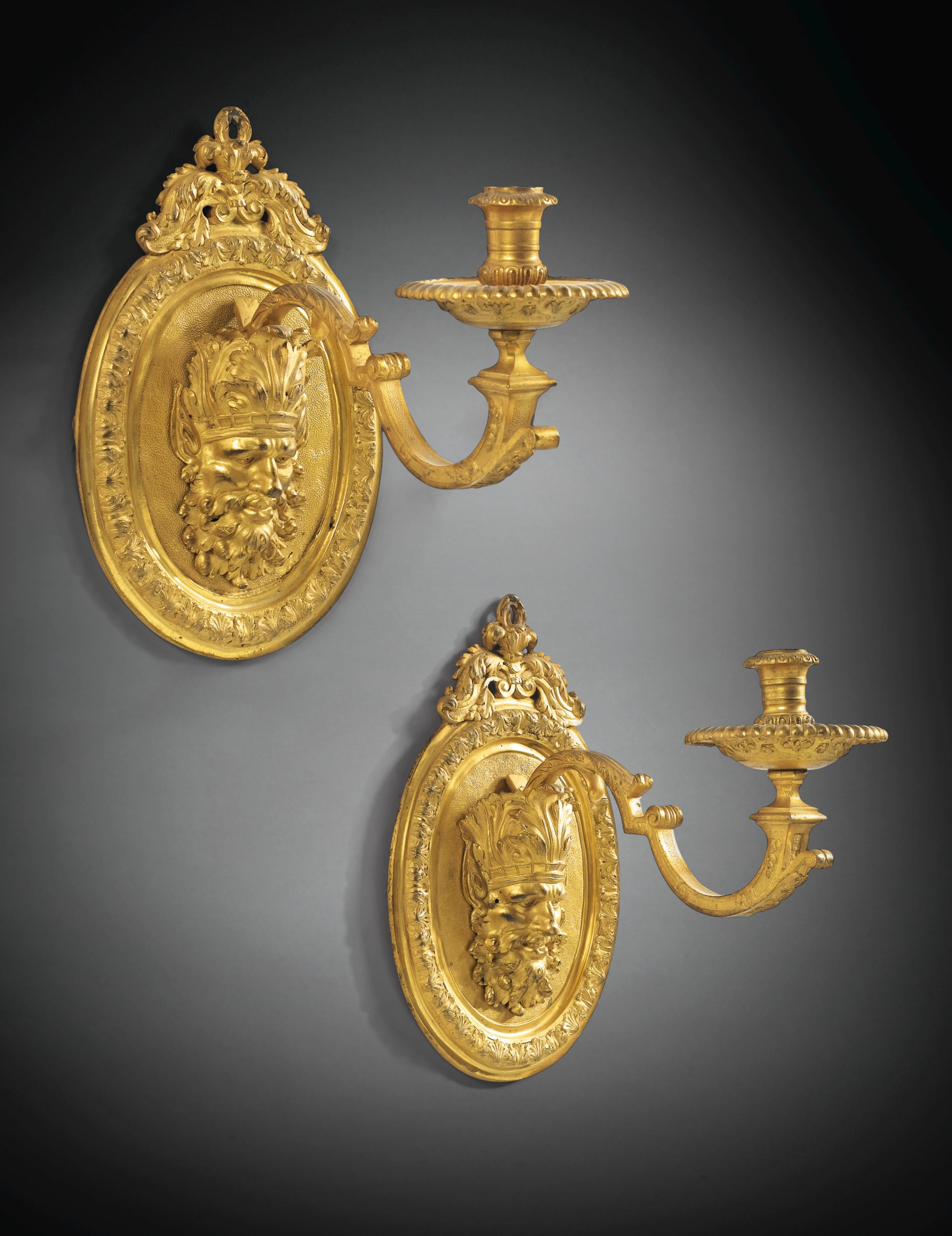Paire d'appliques en bronze doré d'époque louis xiv, attribuée à andré-charles
