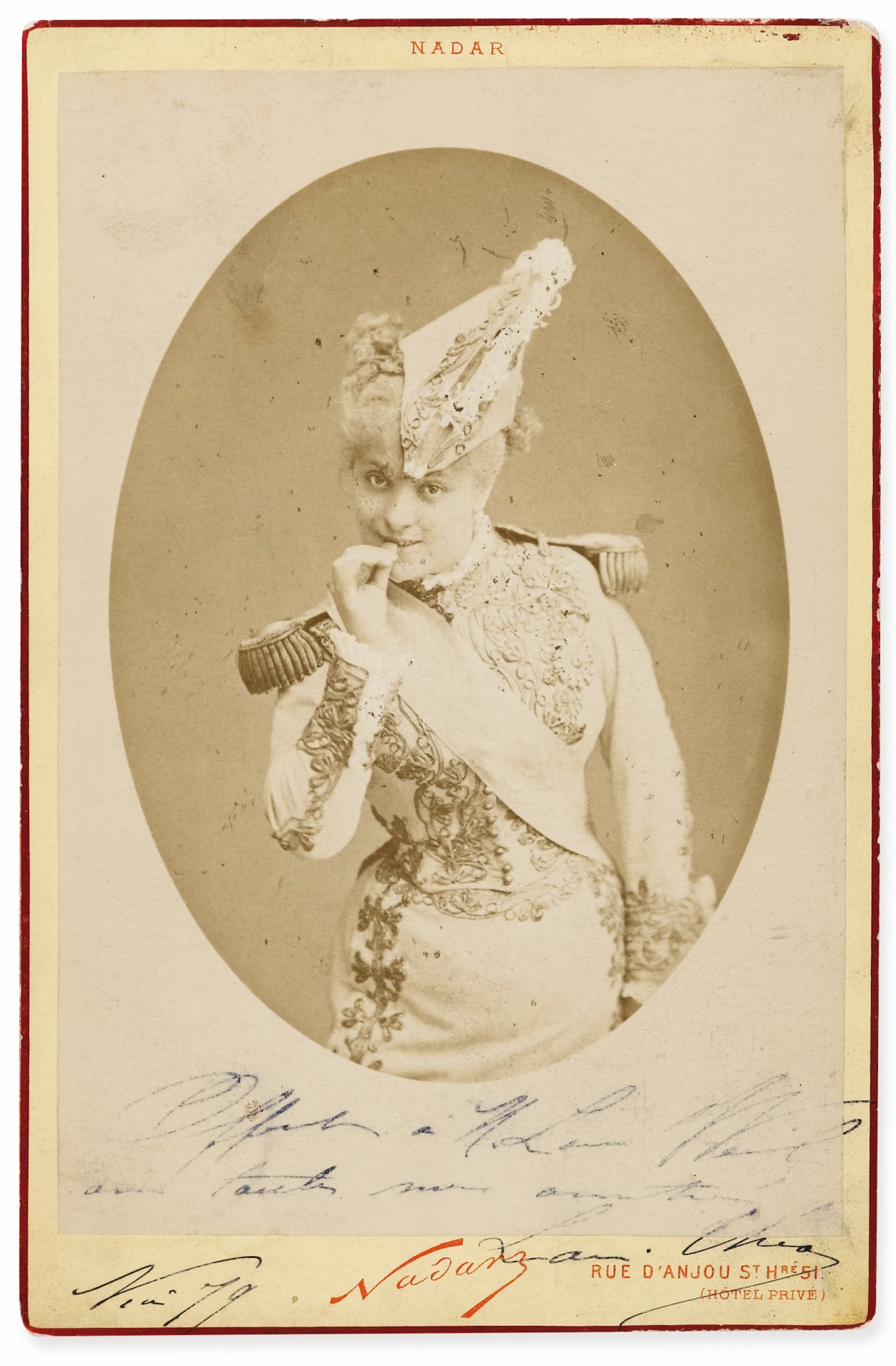 Actrices et chanteuses, amies de l'oncle Louis Weil. [Vers 1870-1880].