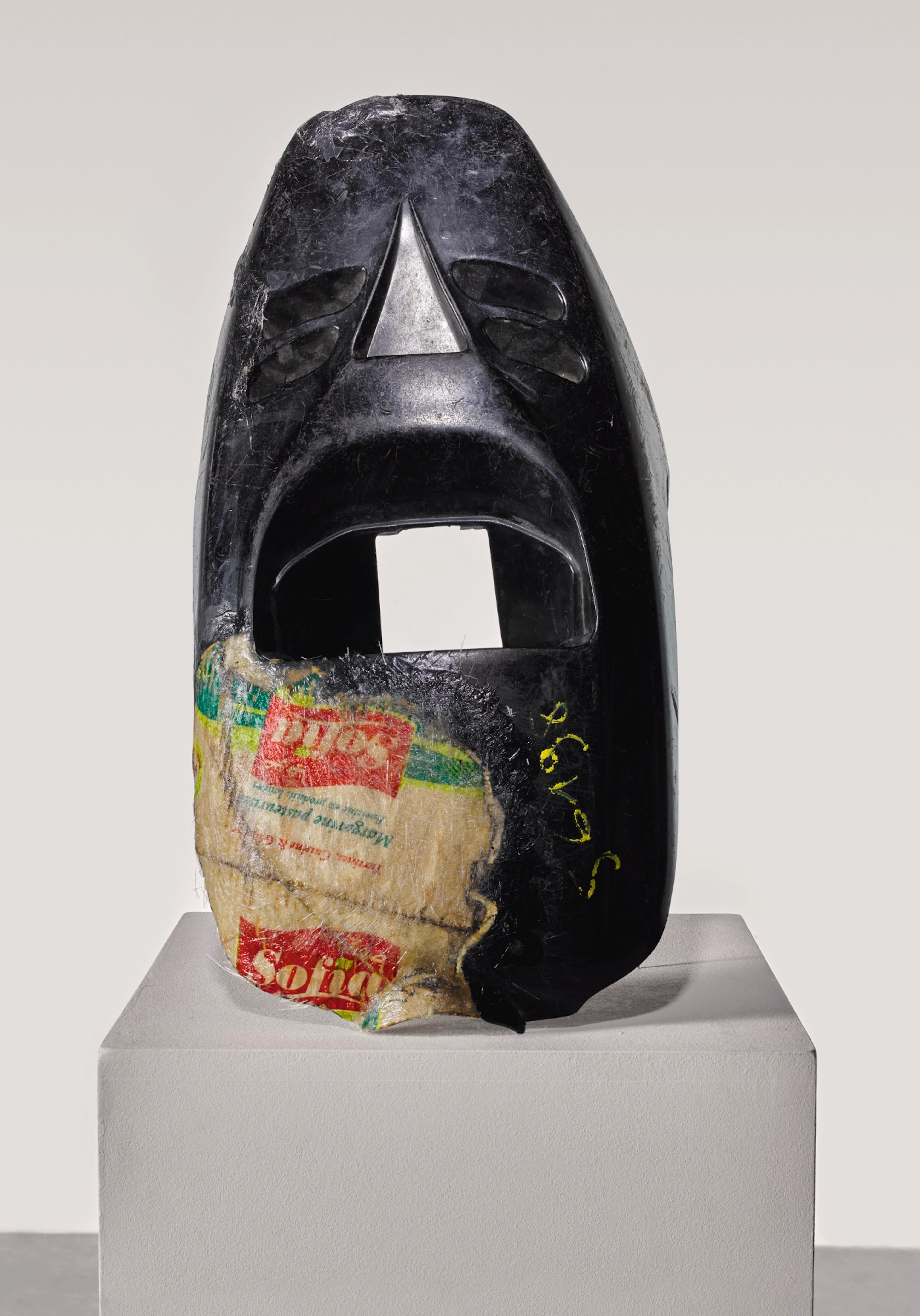 Untitled (Collage En Volume)