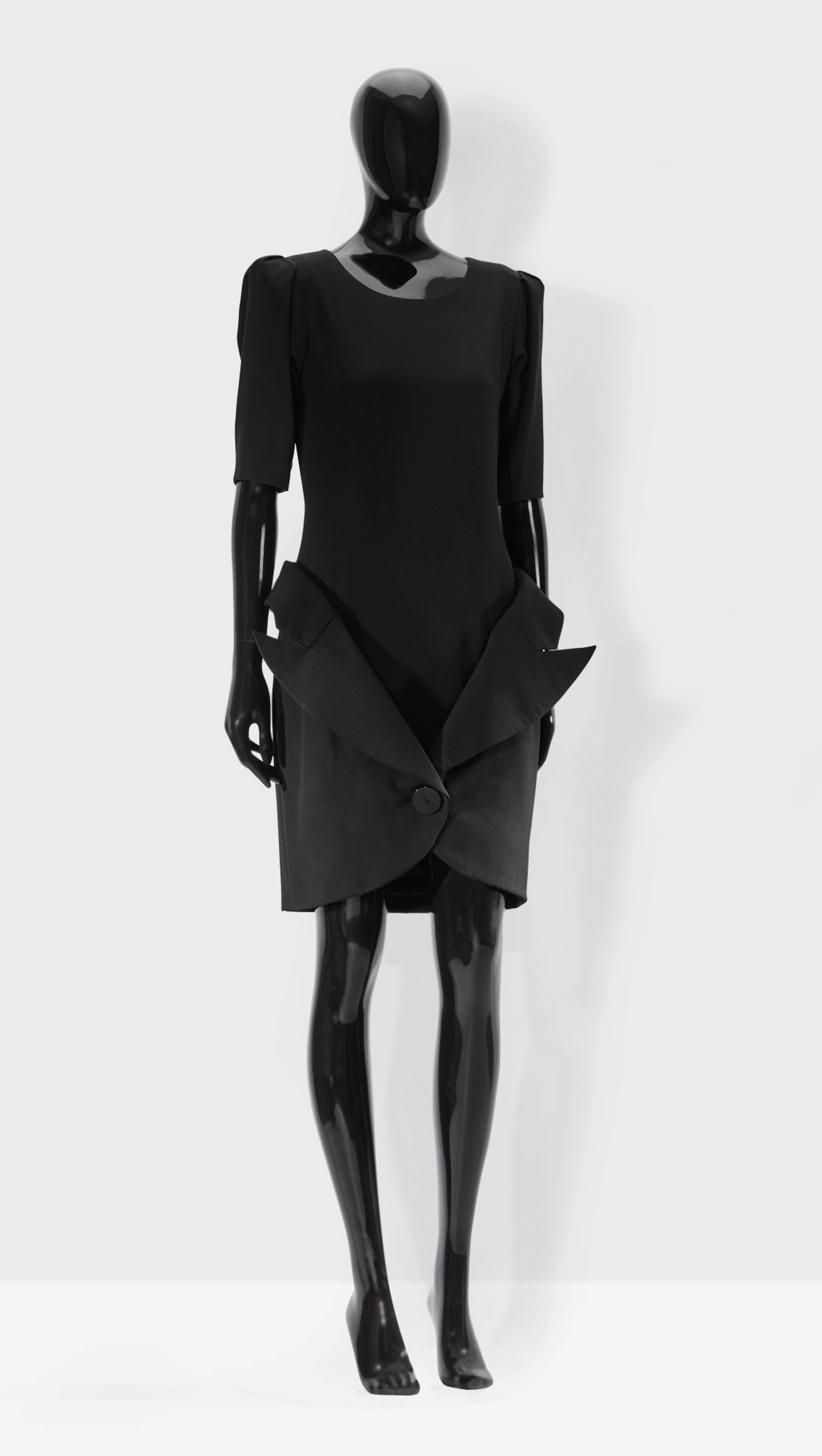 YVES SAINT LAURENT HAUTE COUTURE, PRINTEMPS-ETÉ 1995 |