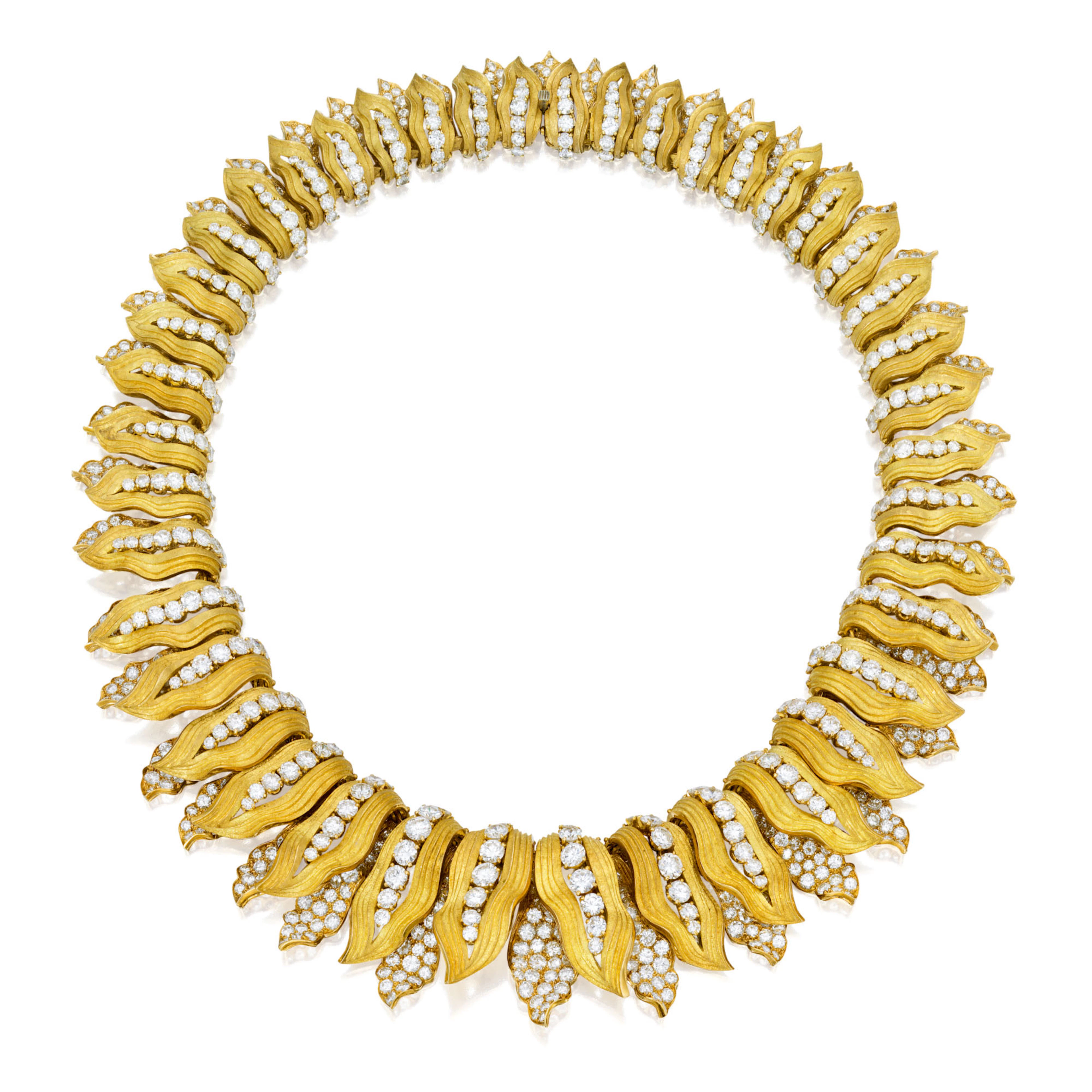 Gold and diamond necklace, bulgari | 黃金鑲鑽石項鏈，寶格麗