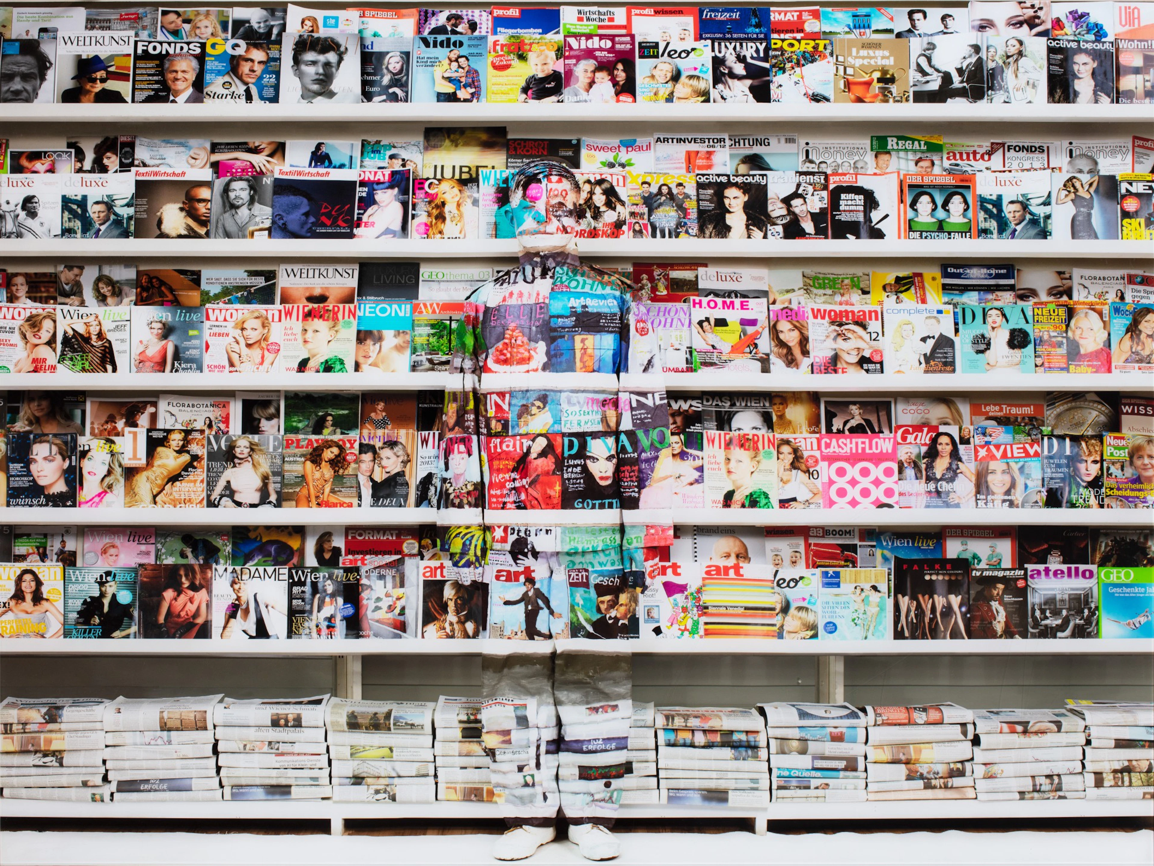 Liu bolin | austrian magazine, hiding in the city # 128, 2012