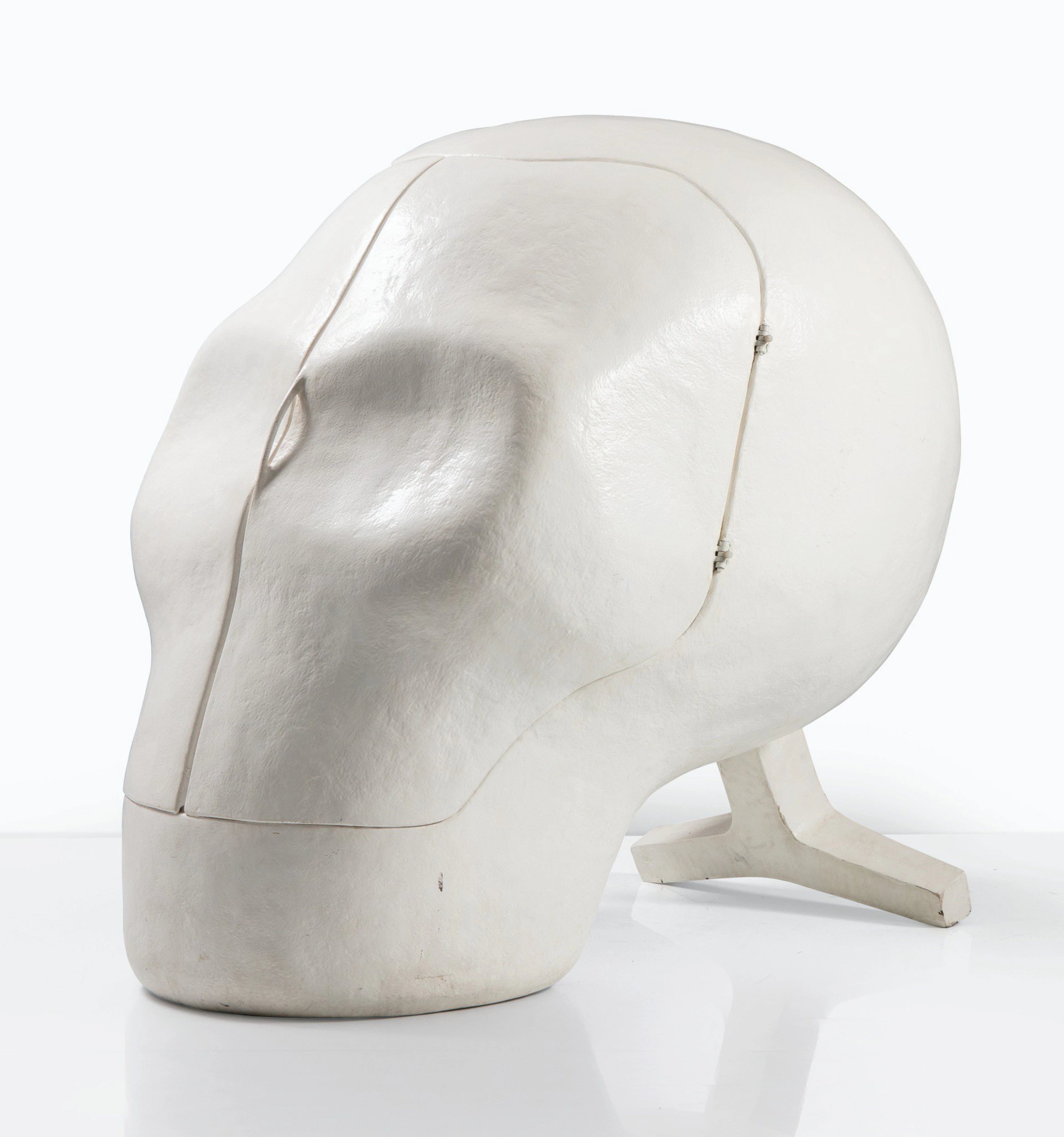 Atelier van lieshout | sensory deprivation skull