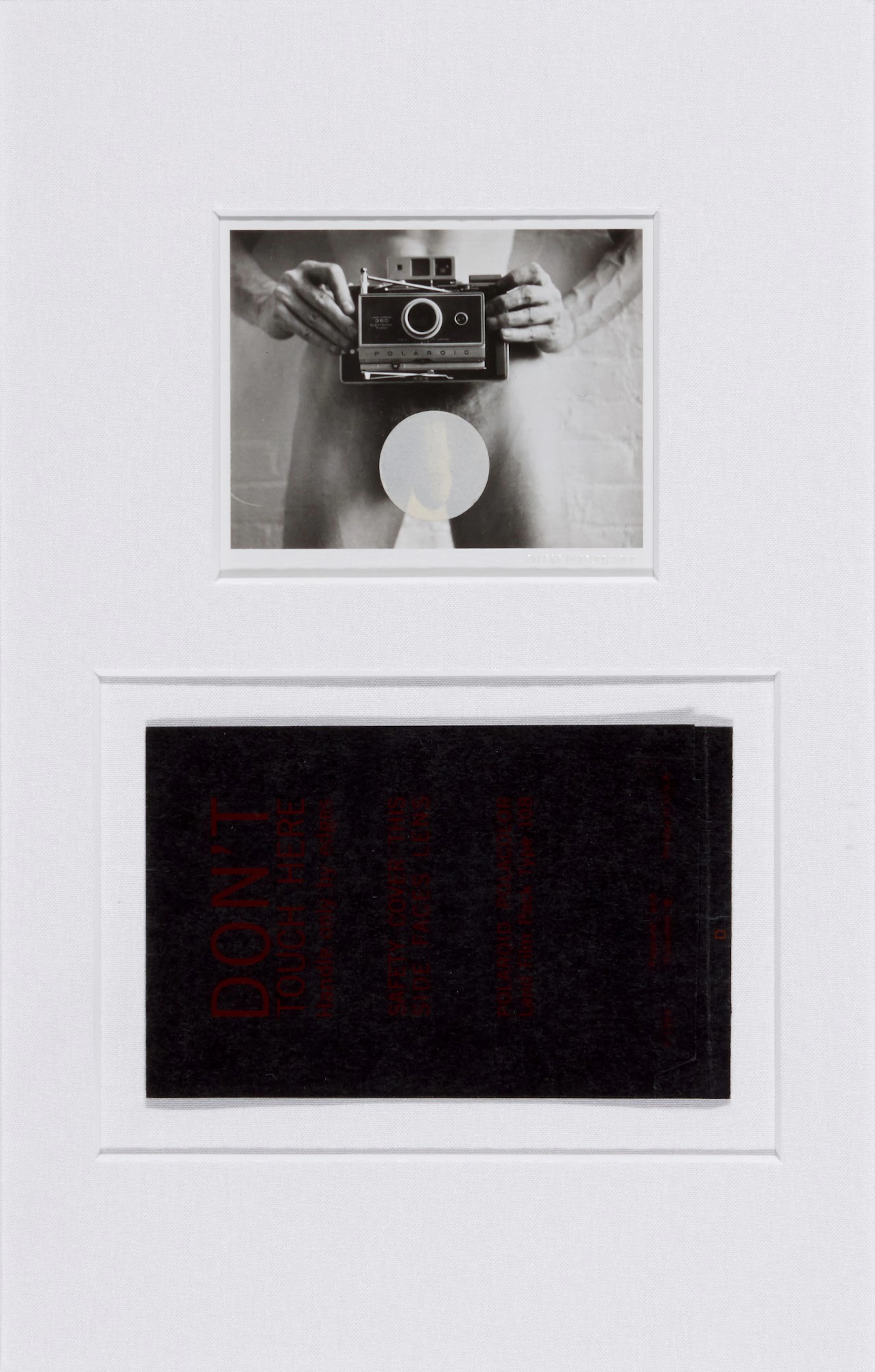 Robert mapplethorpe | 'self portrait with camera'