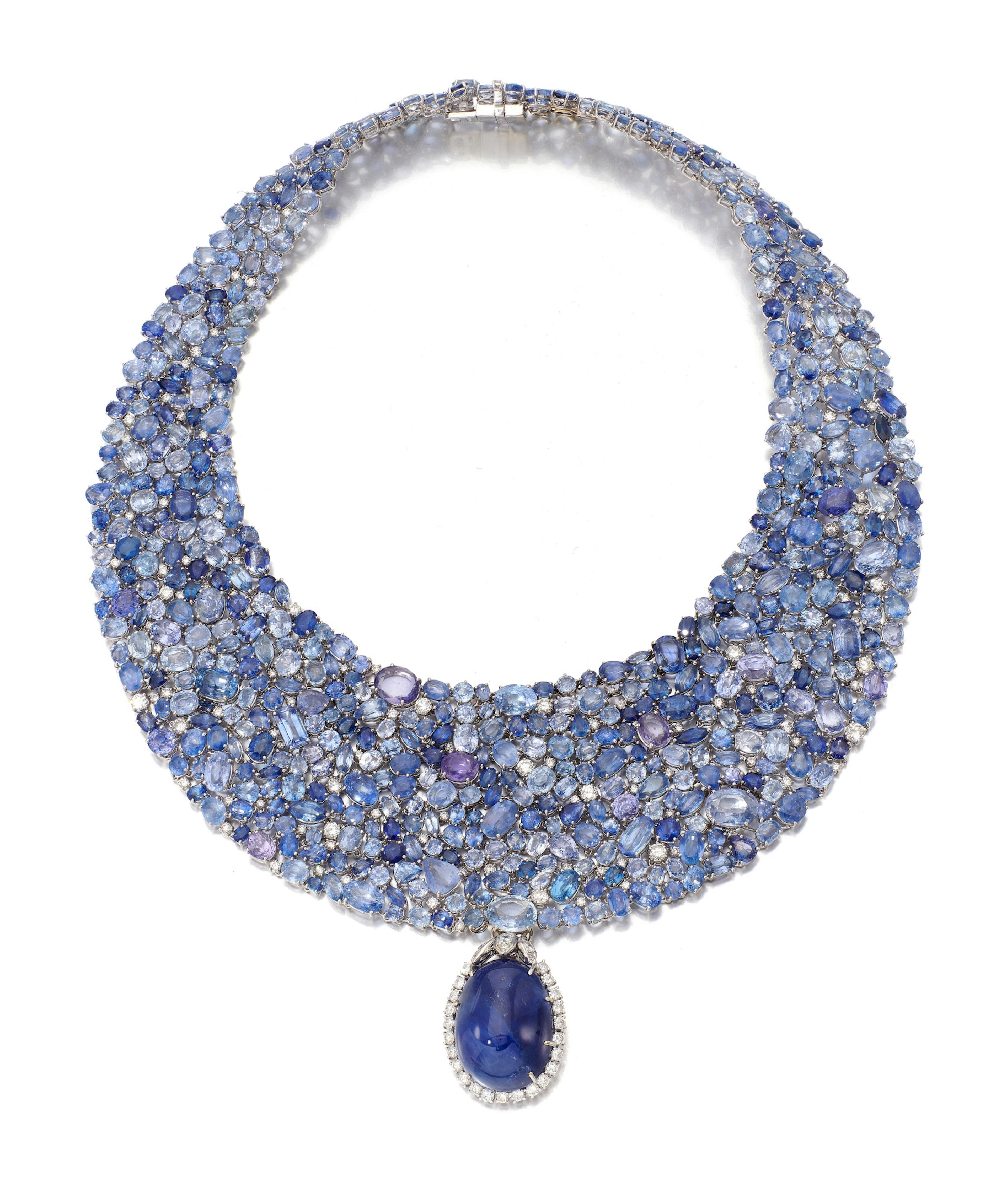 Sapphire and diamond necklace (collana con zaffiri e diamanti)