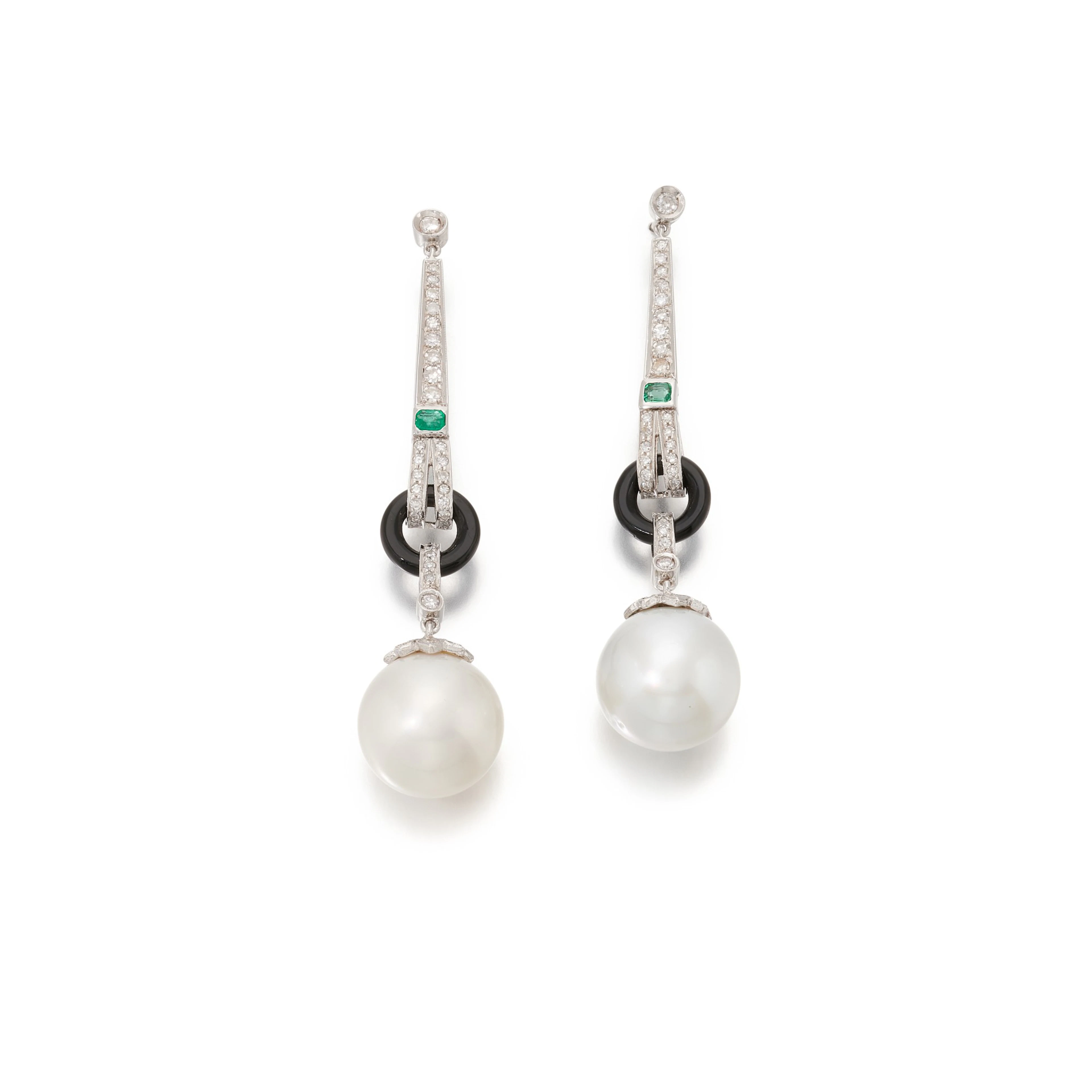 Pair of cultured pearl