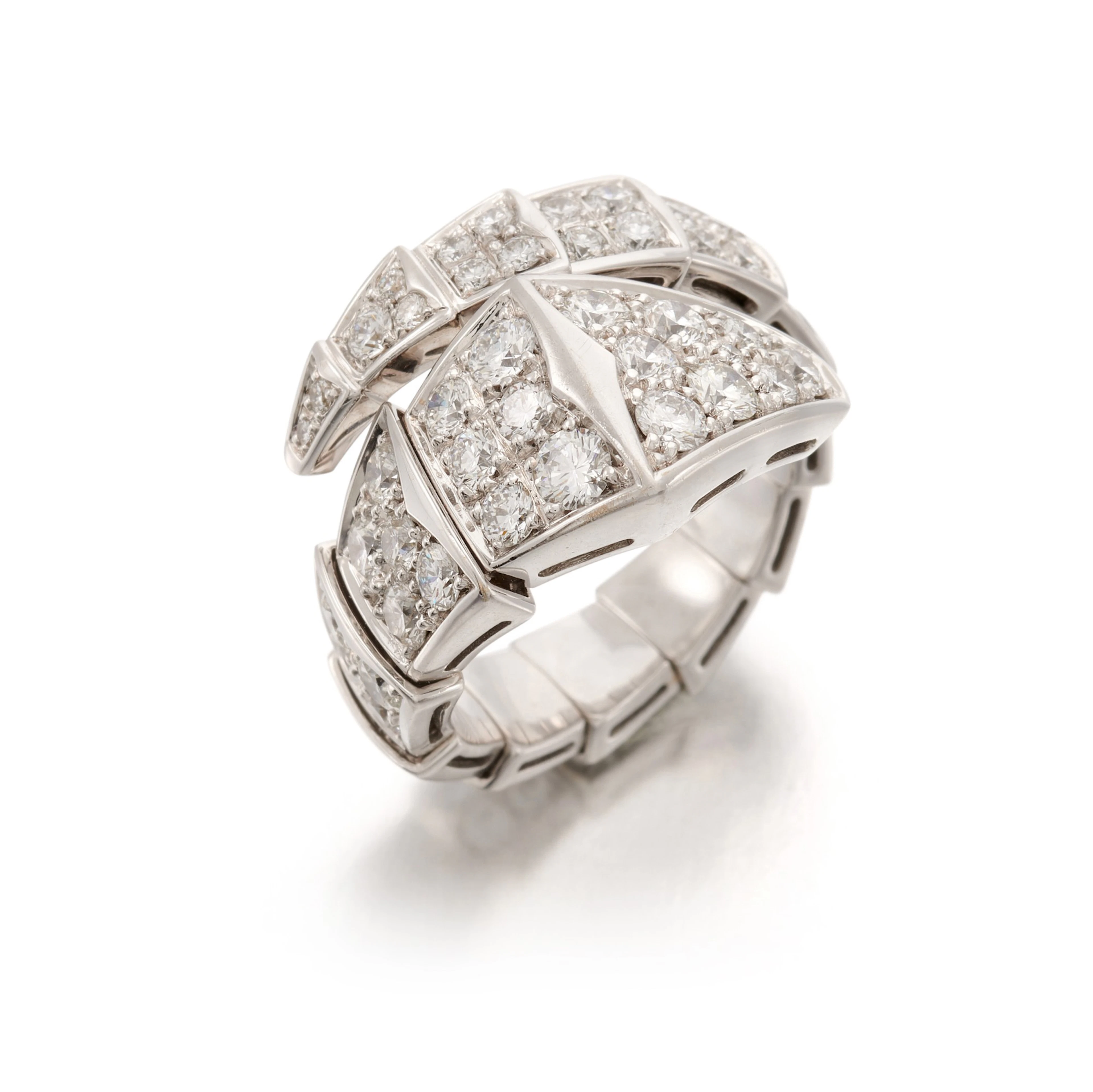 Bulgari | diamond 'serpenti' ring (anello in diamanti)
