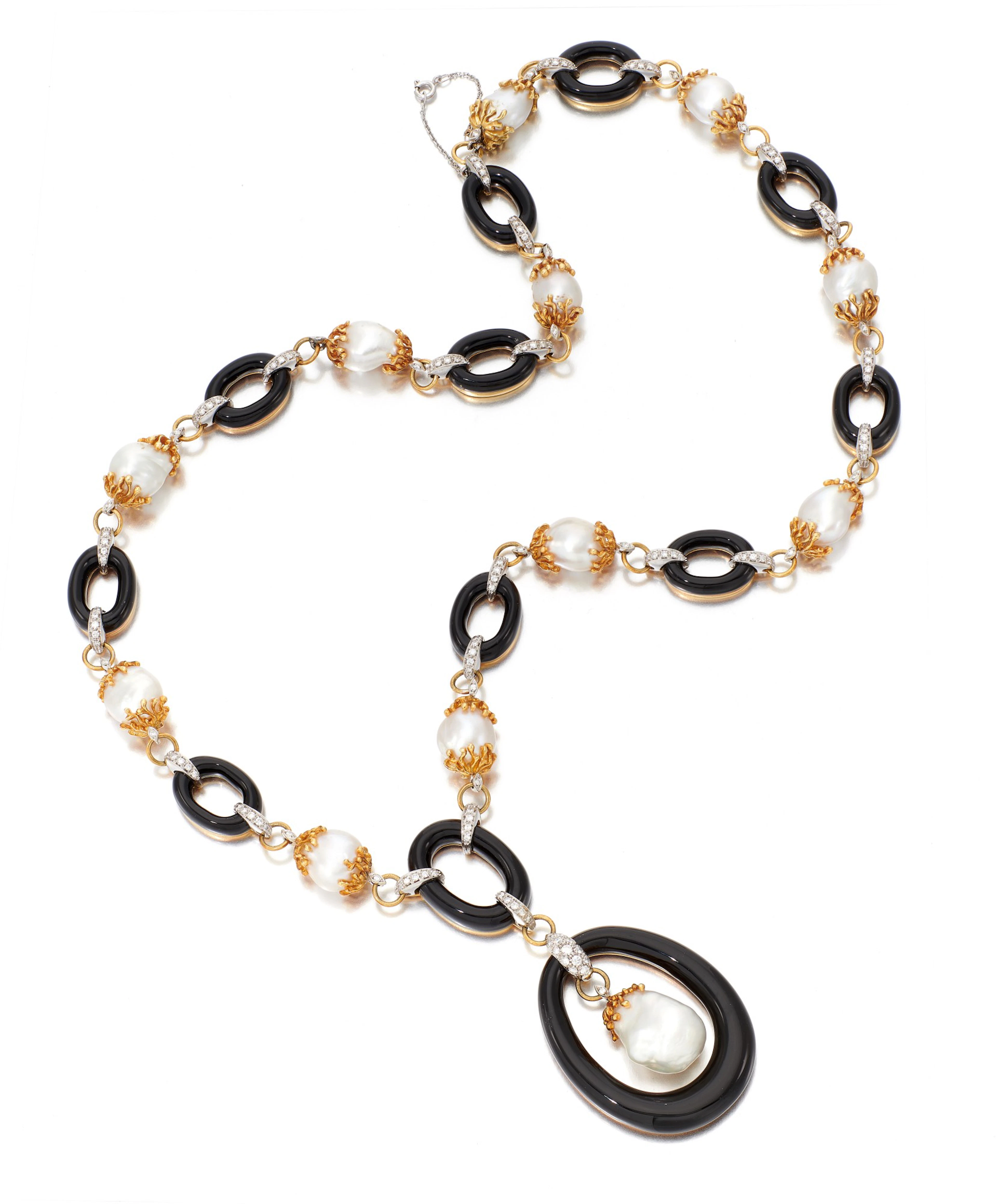 Cultured pearl