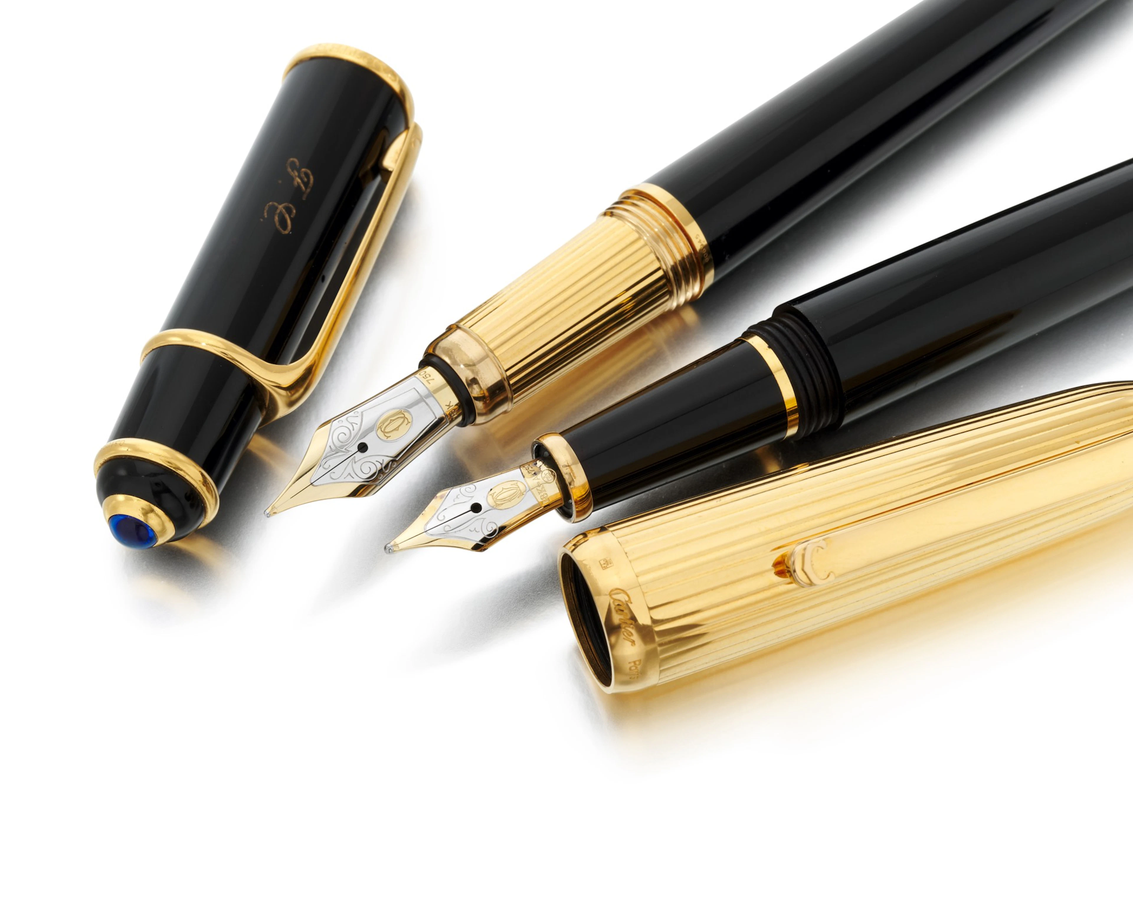 Two fountain pens (Due penne stilografiche)