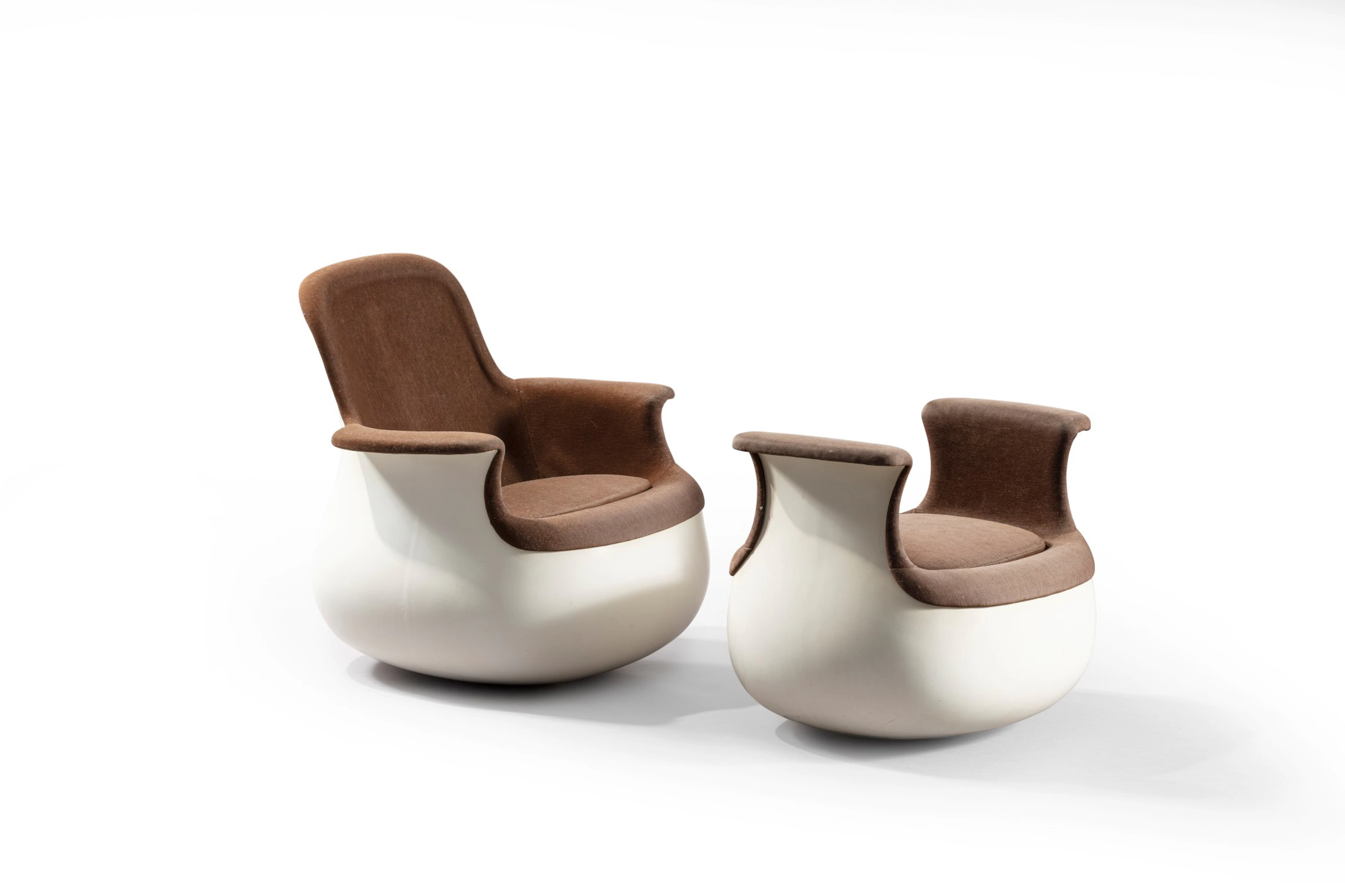 Fauteuil et ottoman Culbuto, le modèle créé en 1967