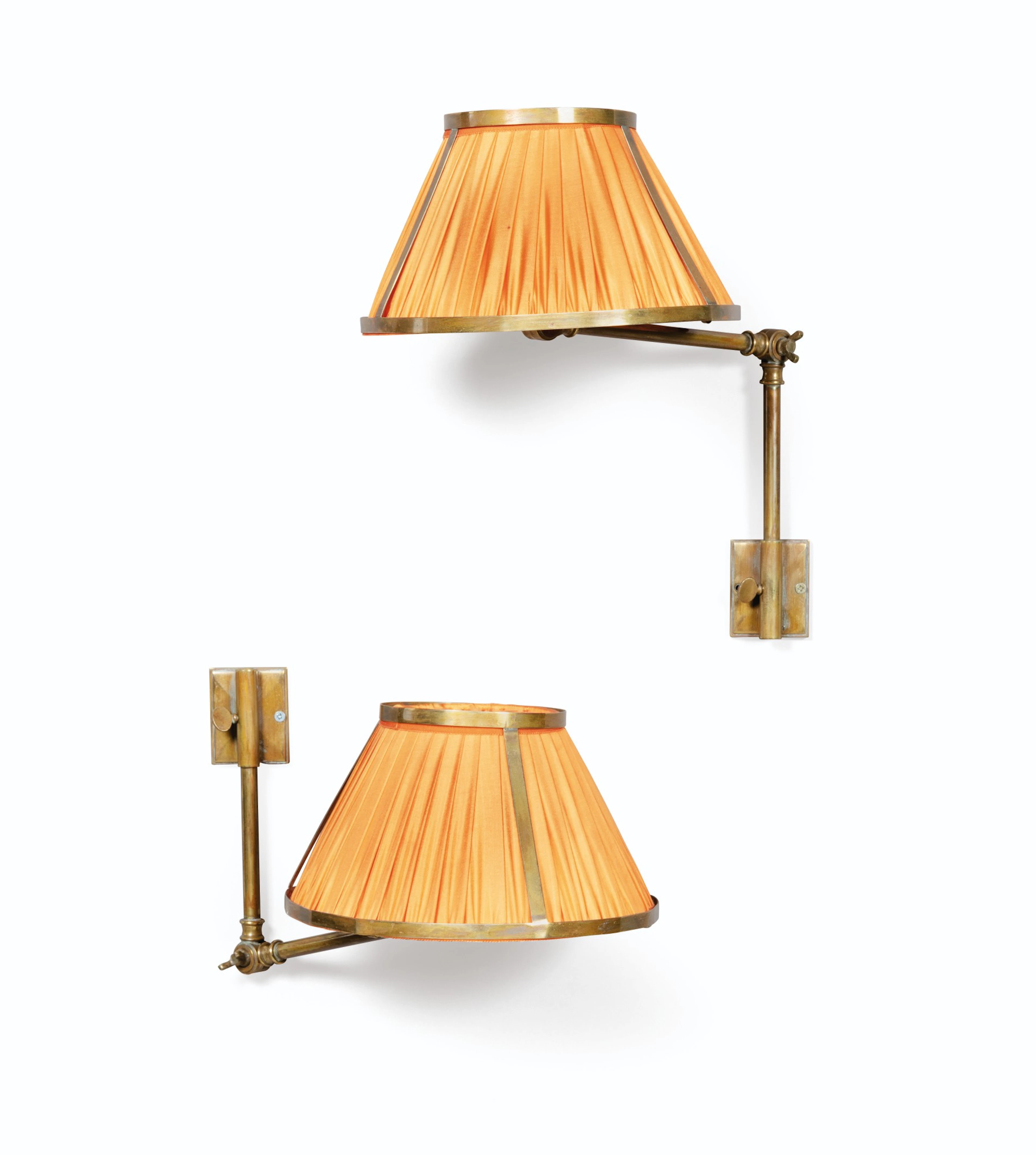 A pair of modern gilt-brass wall appliques by la Galerie des Lampes, Paris