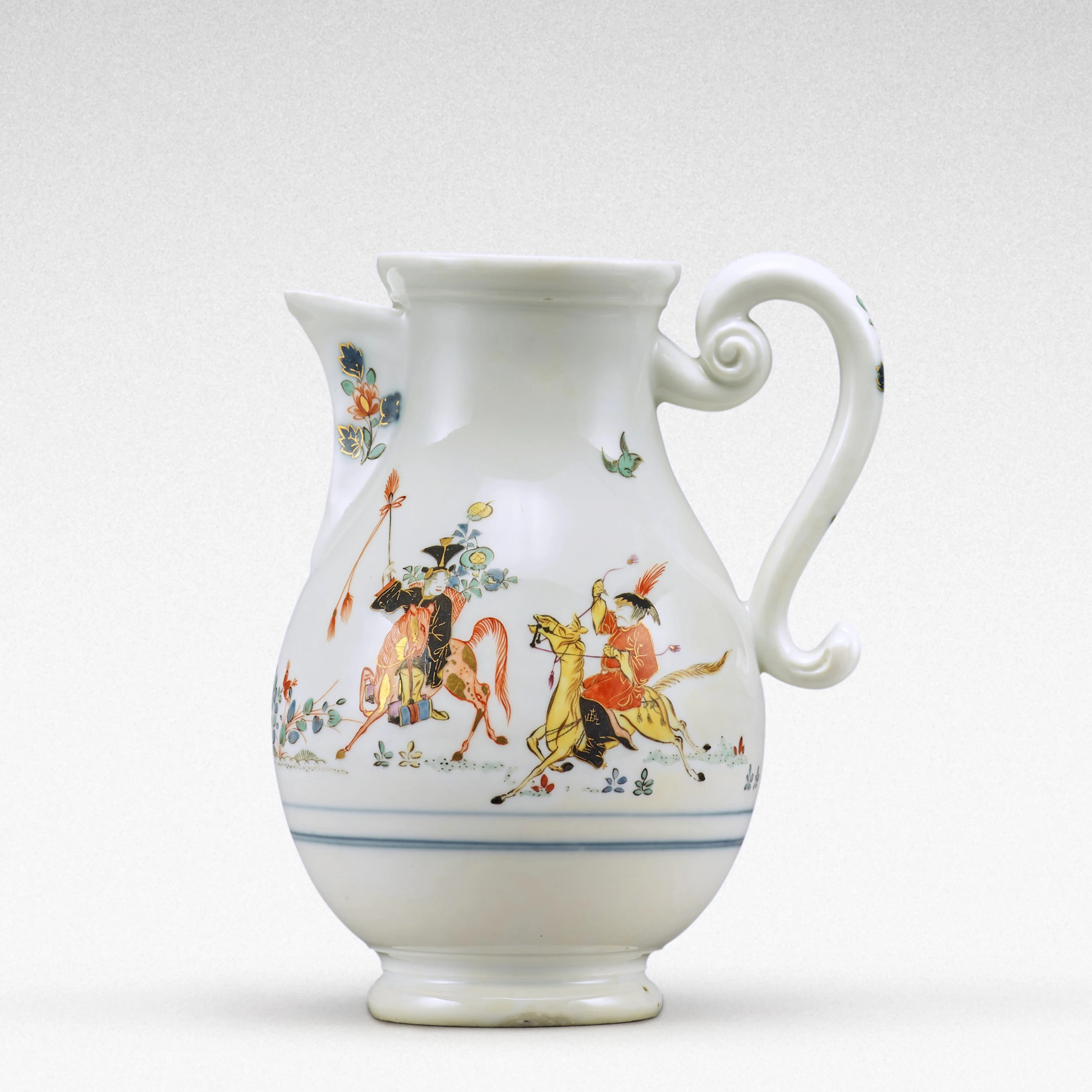 A Meissen milk jug, Circa 1730-35