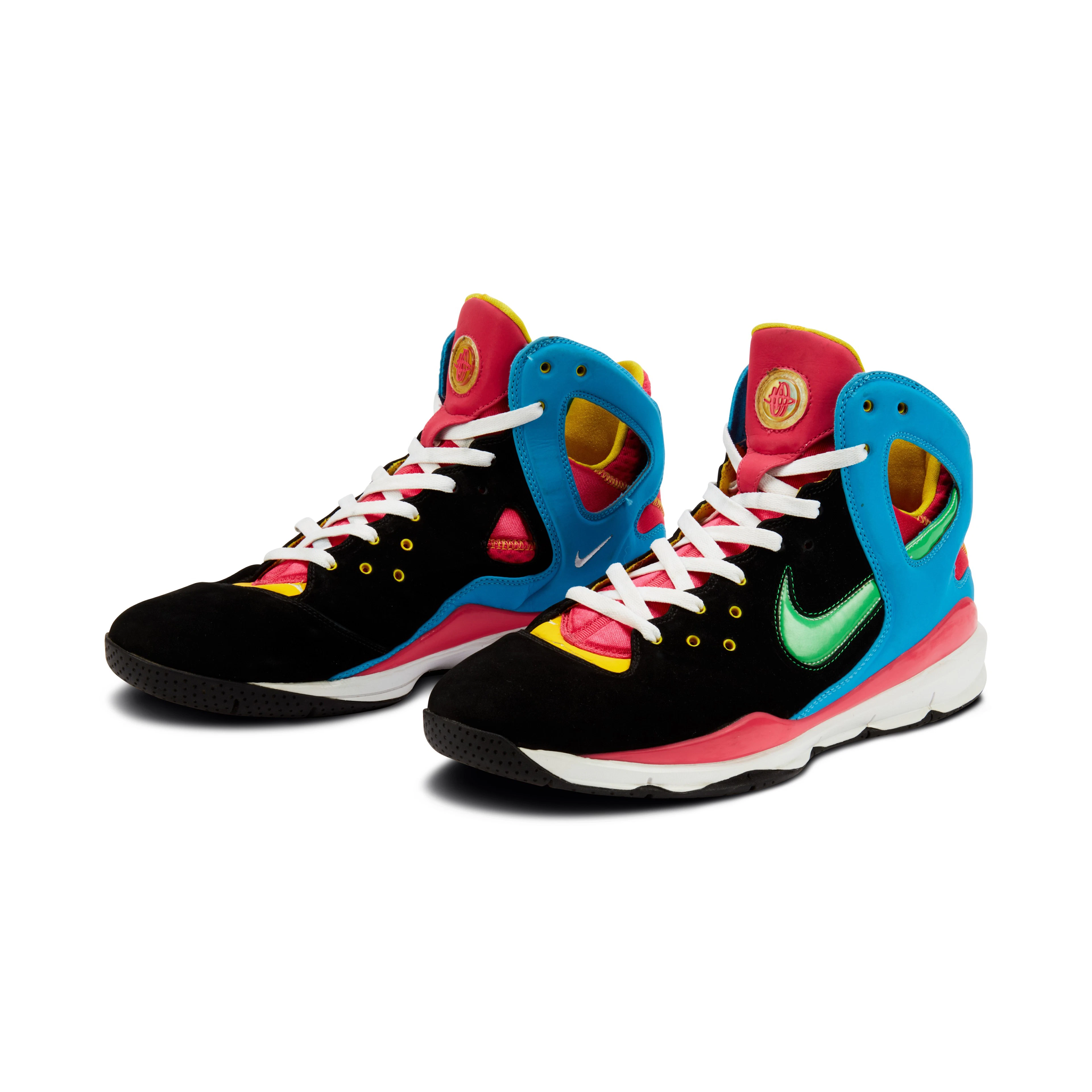 Ike Kanye West Huarache ‘Glow in the Dark Tour’ Sample |...