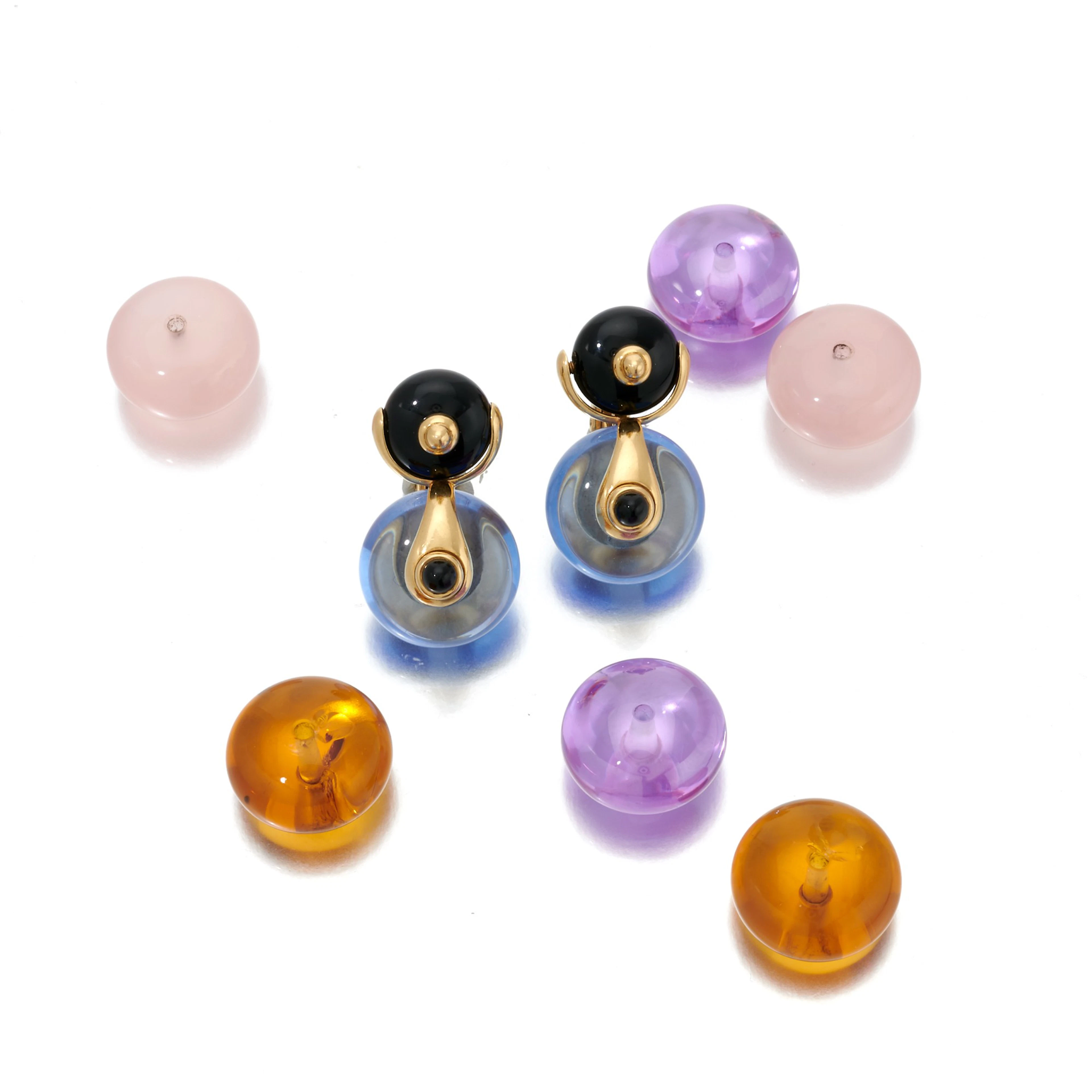 Onyx and gem set pair of earrings (Paio di orecchini gem set in onice)