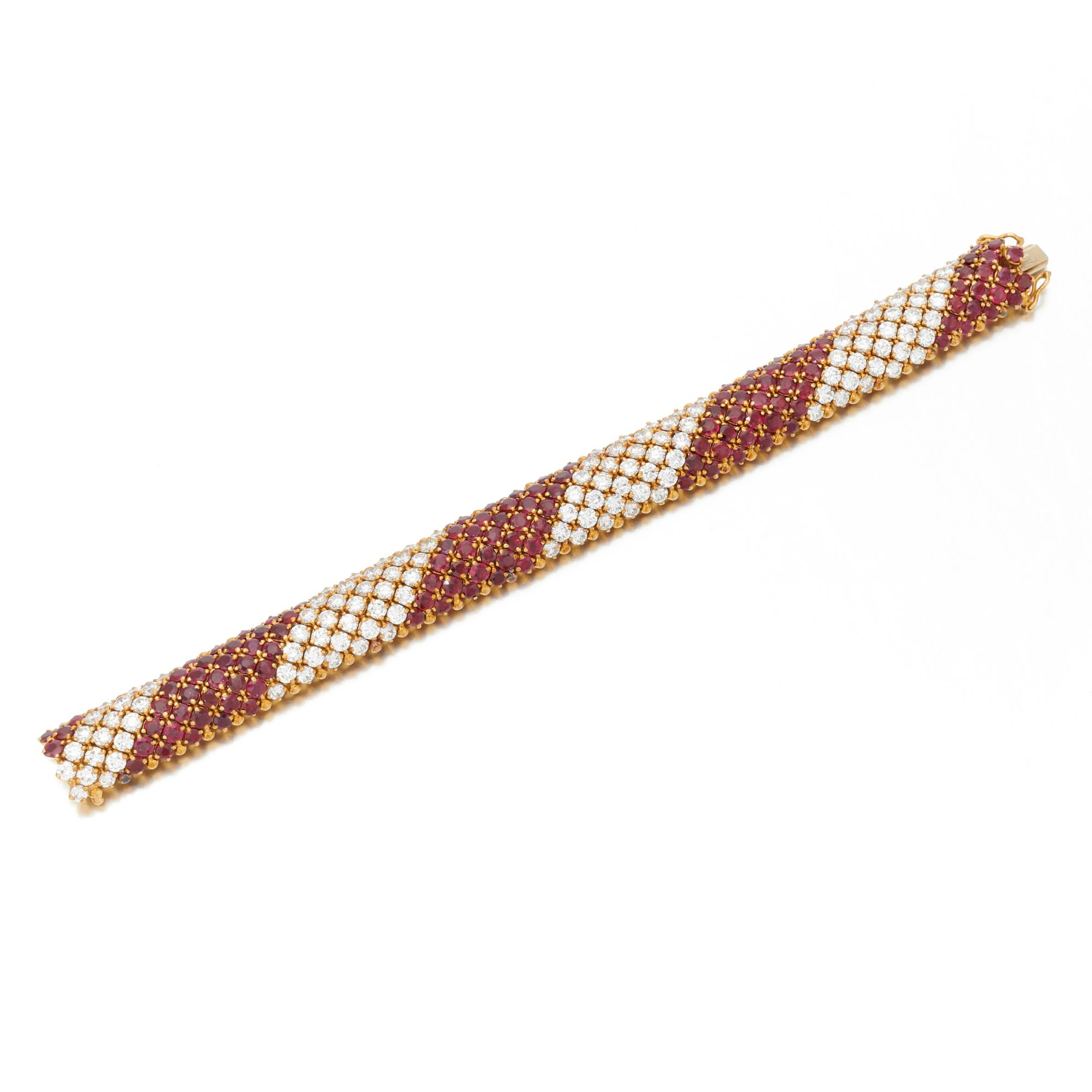 Ruby and diamond bracelet (Bracciale con rubini e diamanti)